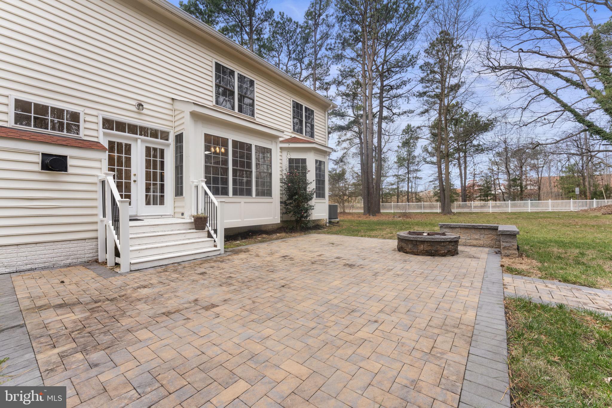 HARBOR POINT - Residential