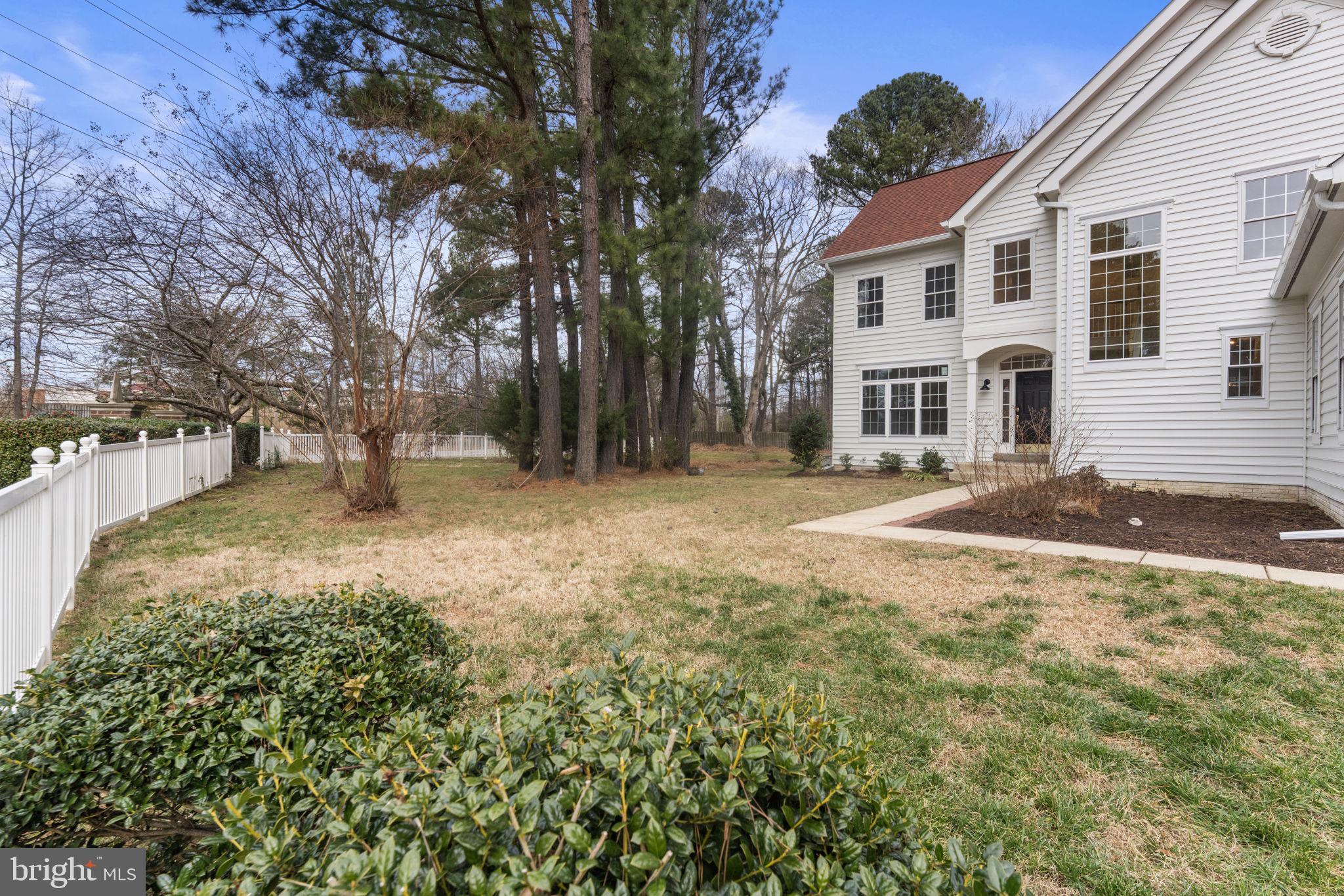 HARBOR POINT - Residential