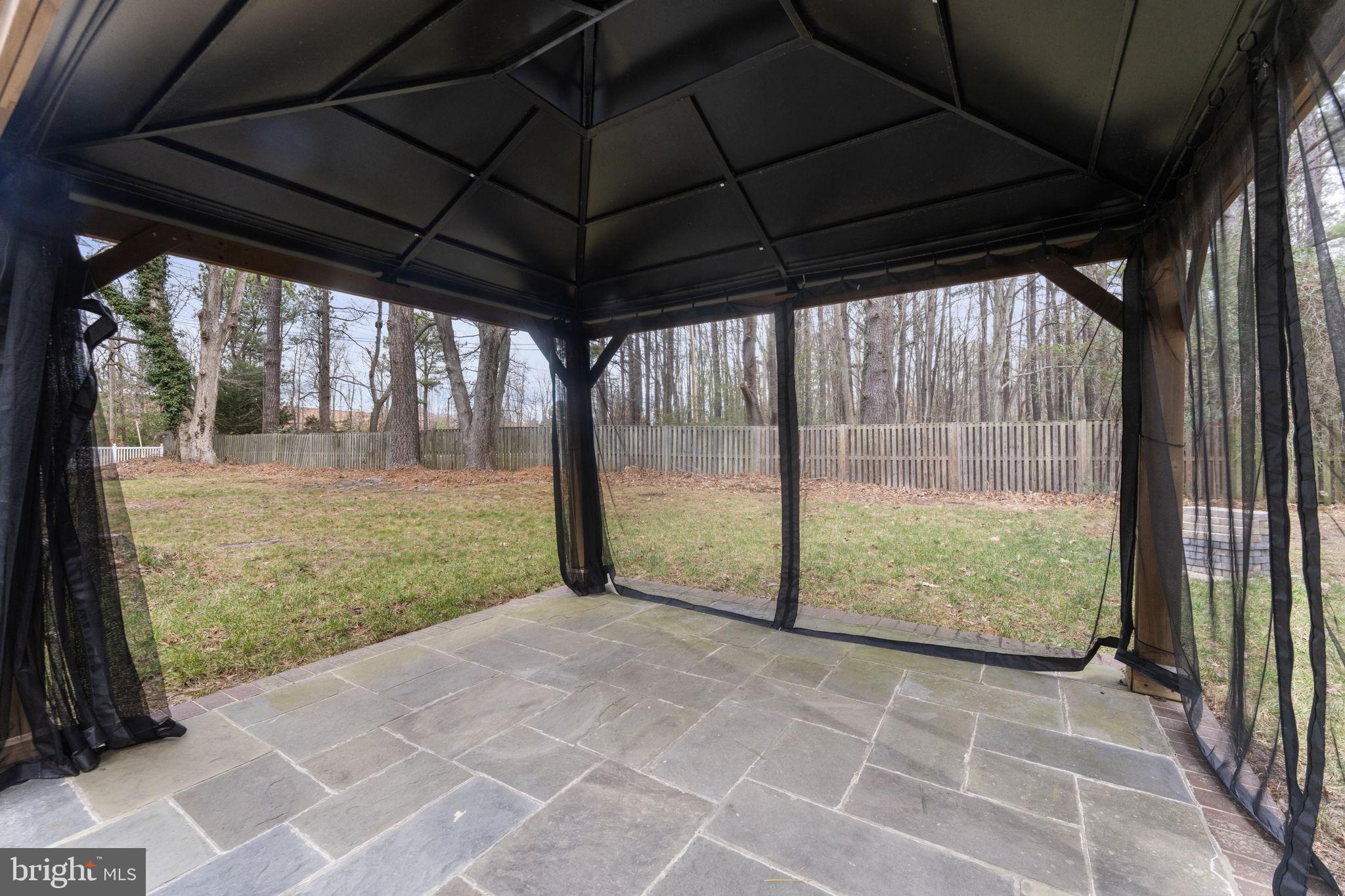 HARBOR POINT - Residential