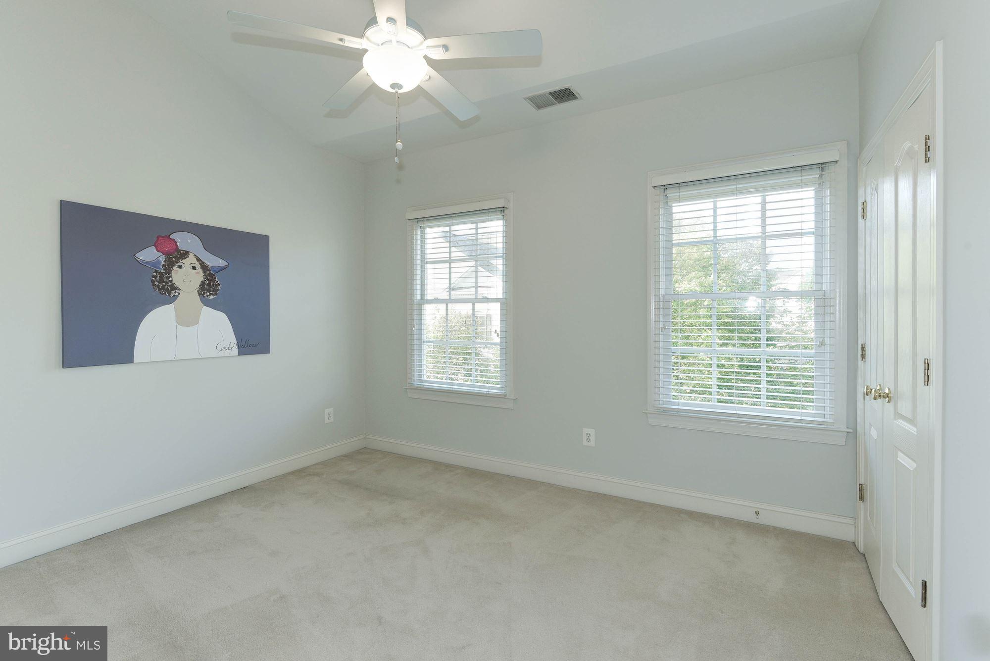 CAMERON STATION - Residential