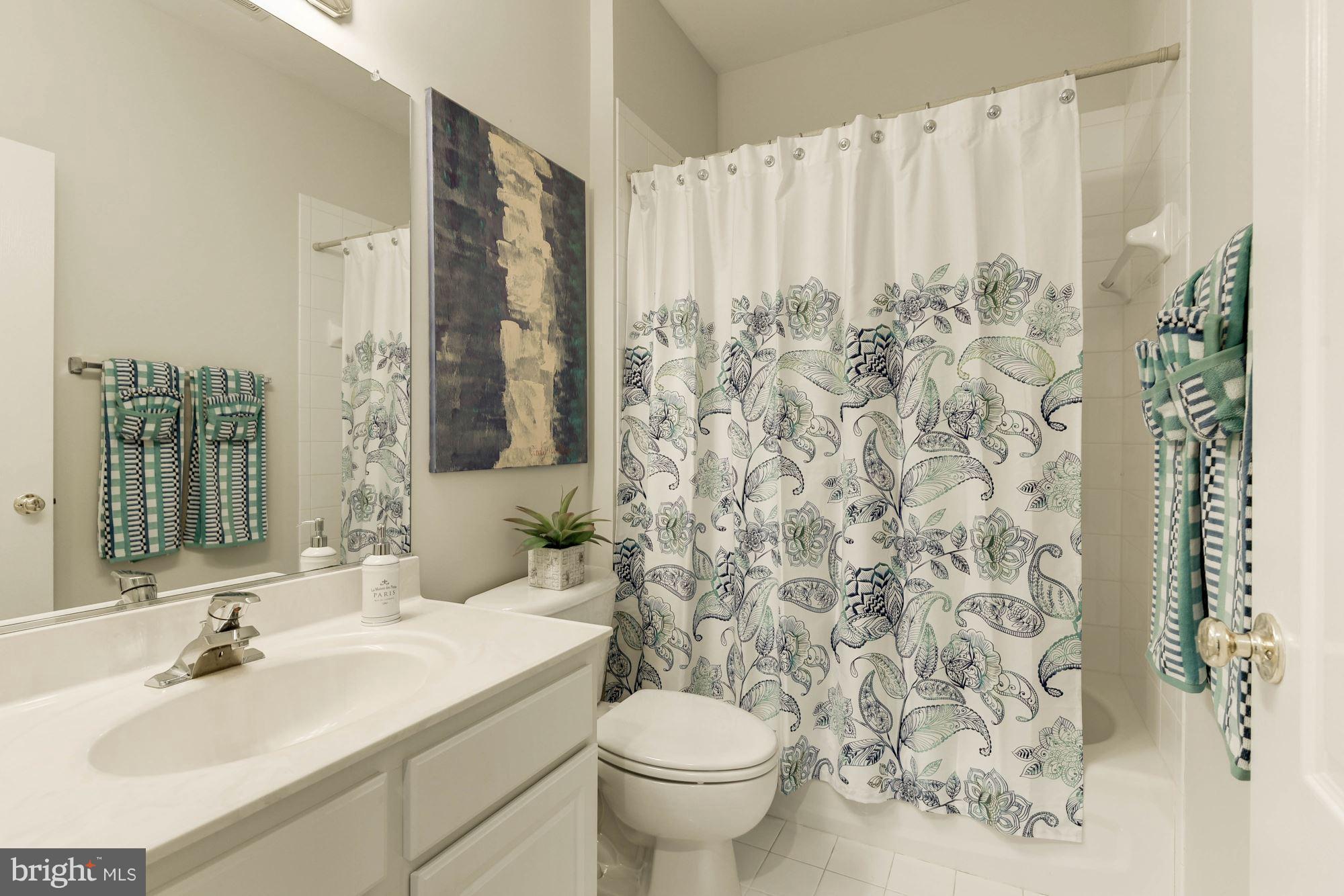 CAMERON STATION - Residential