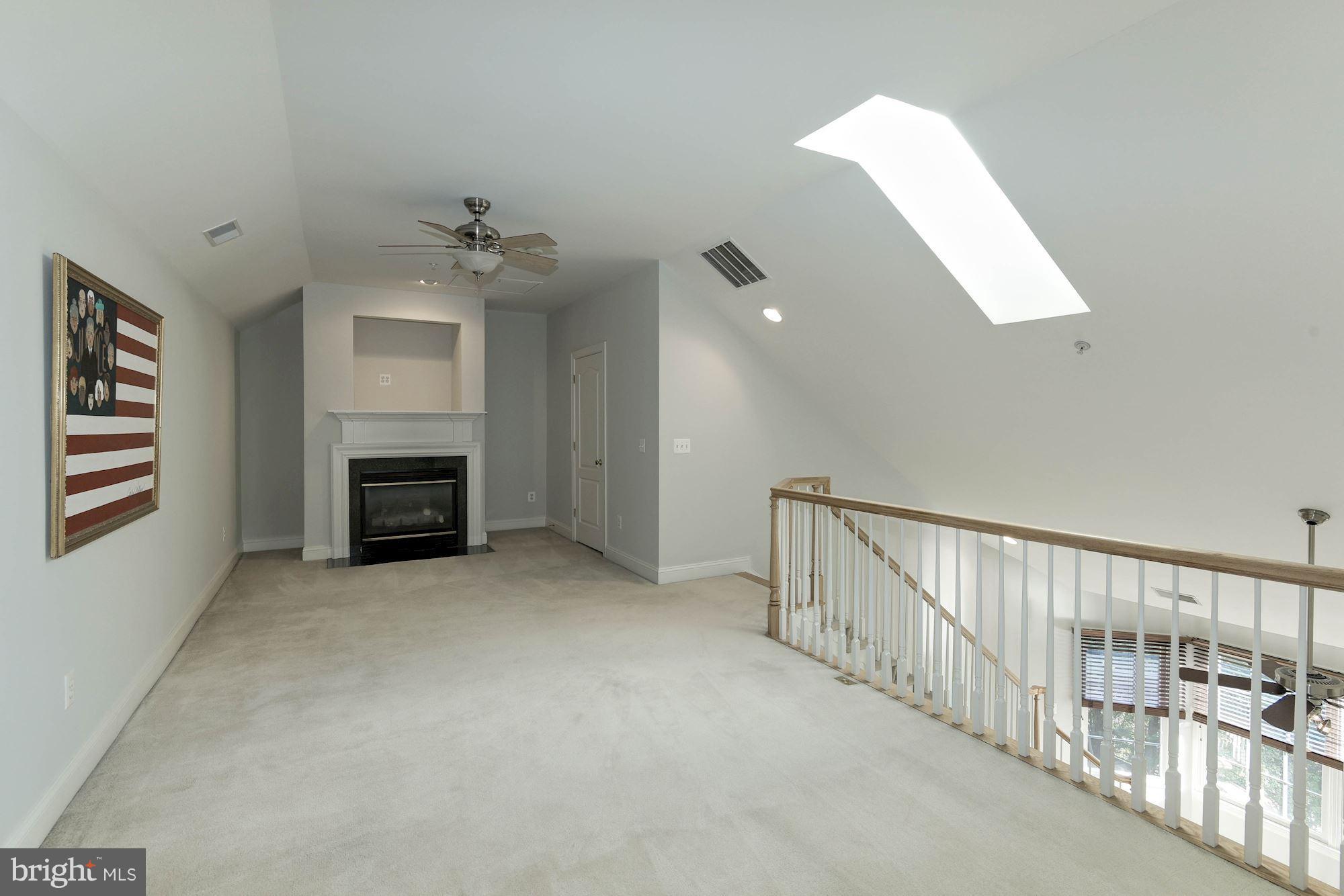 CAMERON STATION - Residential