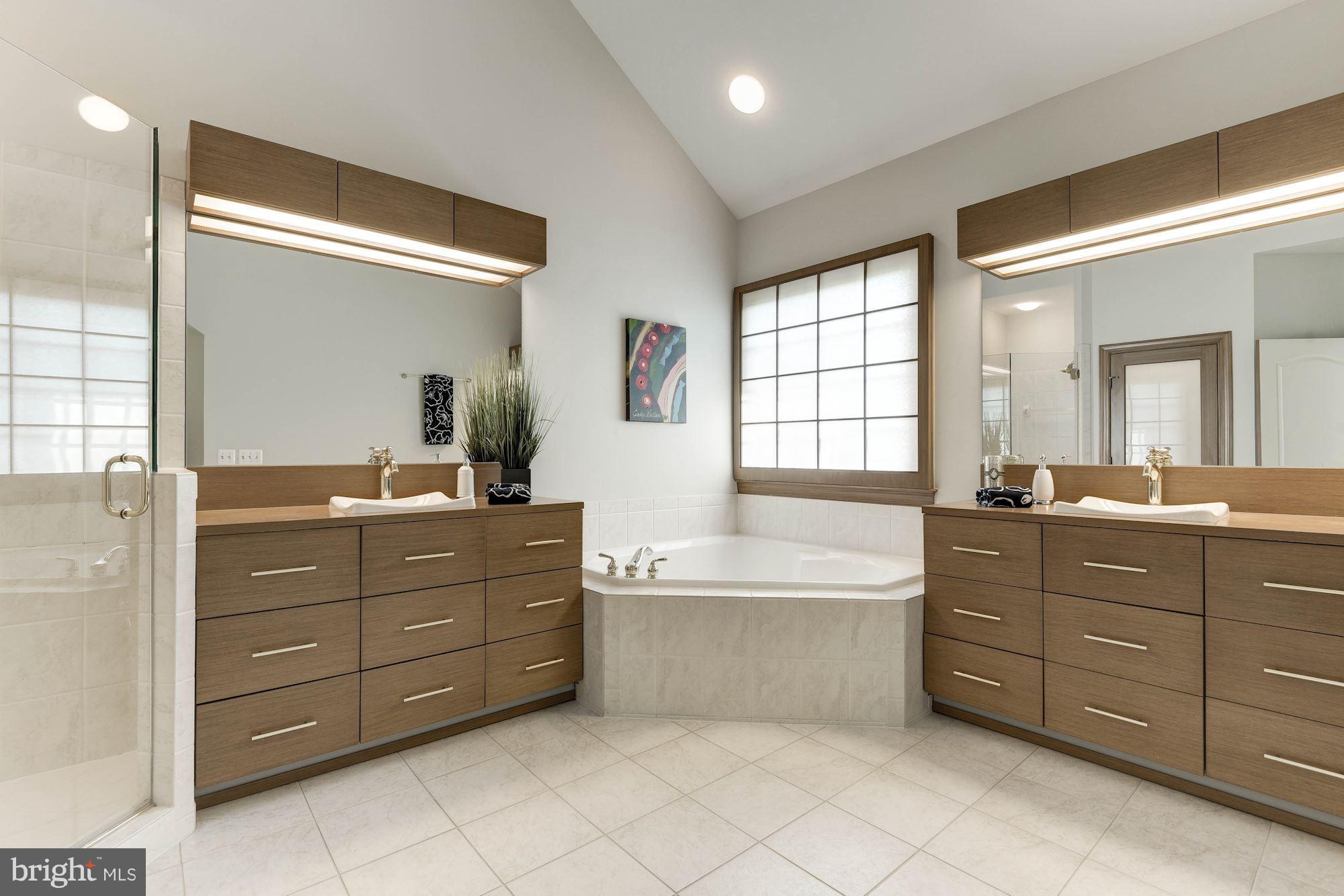 CAMERON STATION - Residential