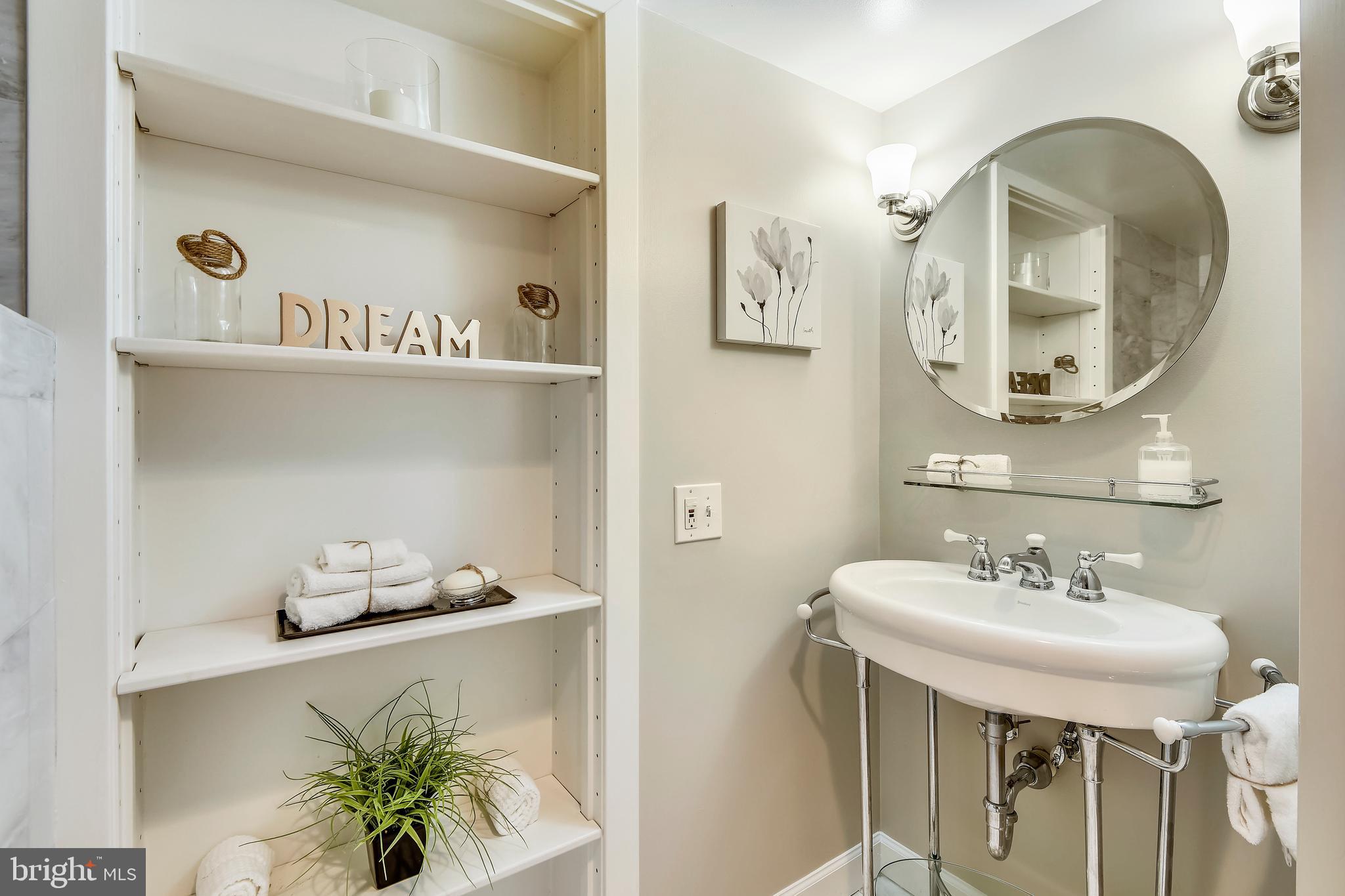 SEVERN 100 CONDO - Residential