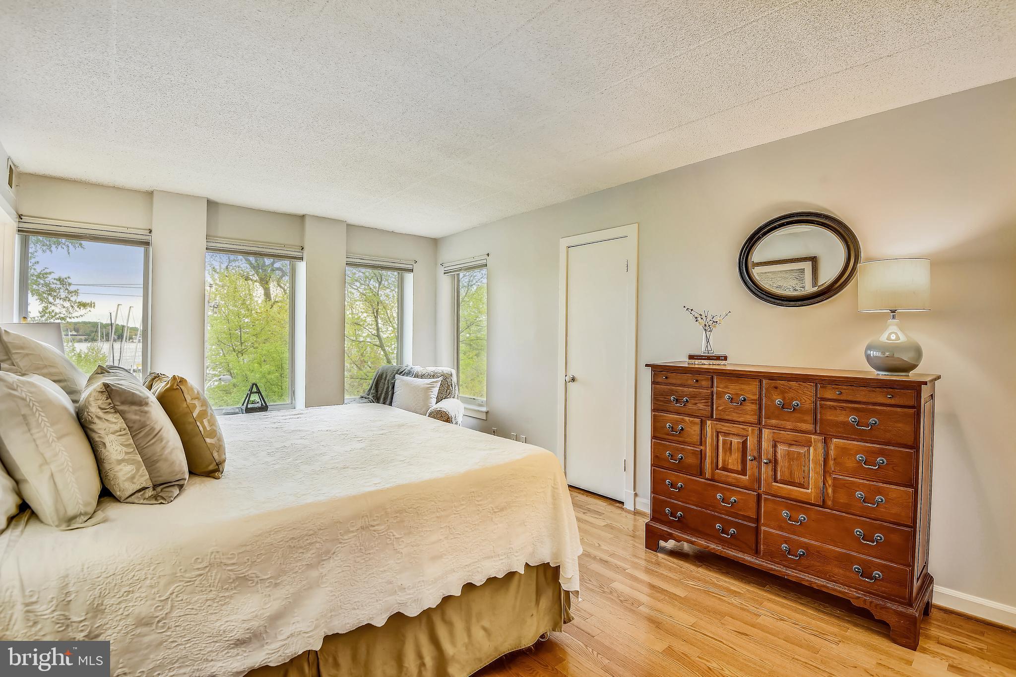 SEVERN 100 CONDO - Residential