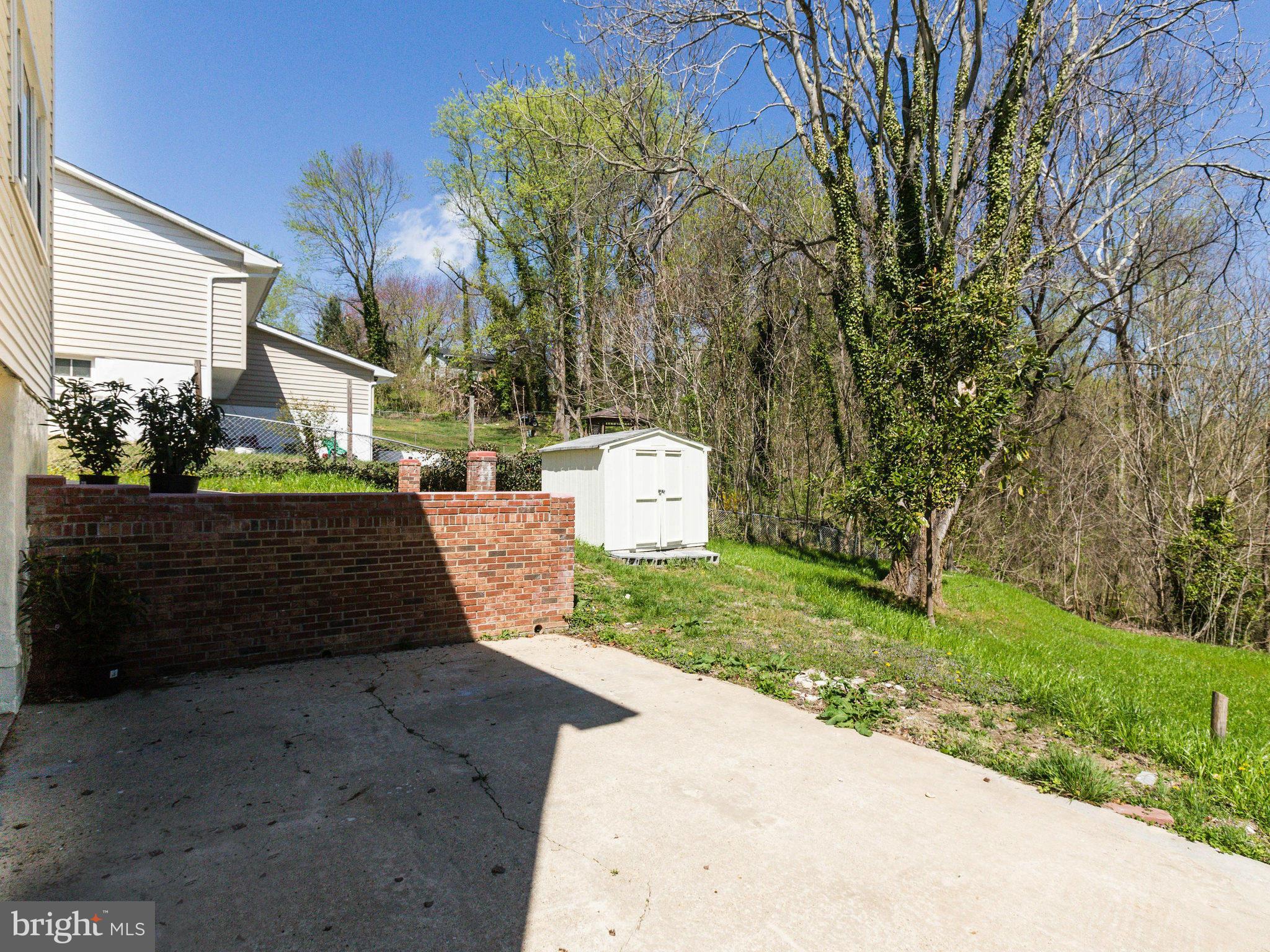 FOREST KNOLLS - Residential