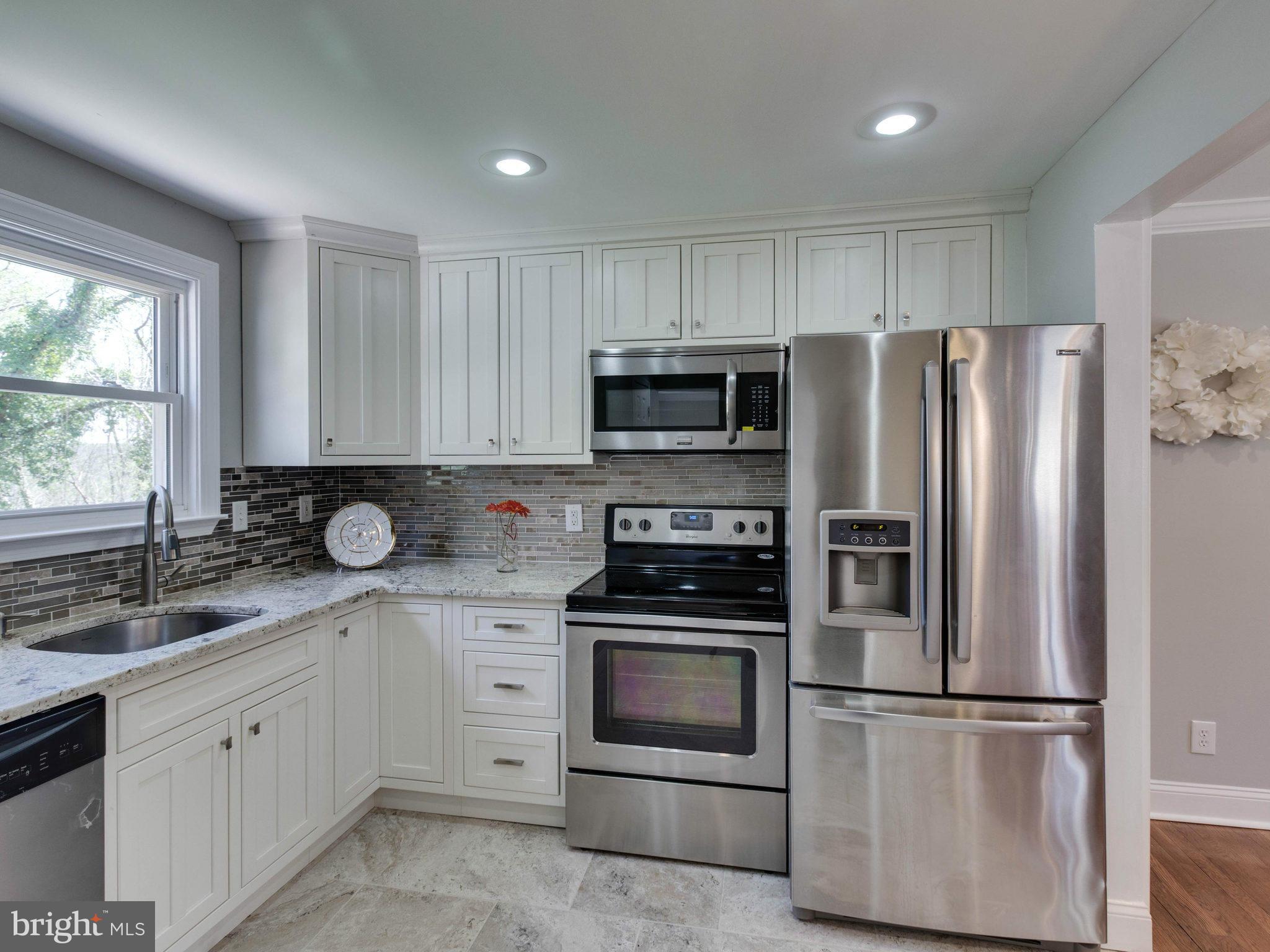 FOREST KNOLLS - Residential