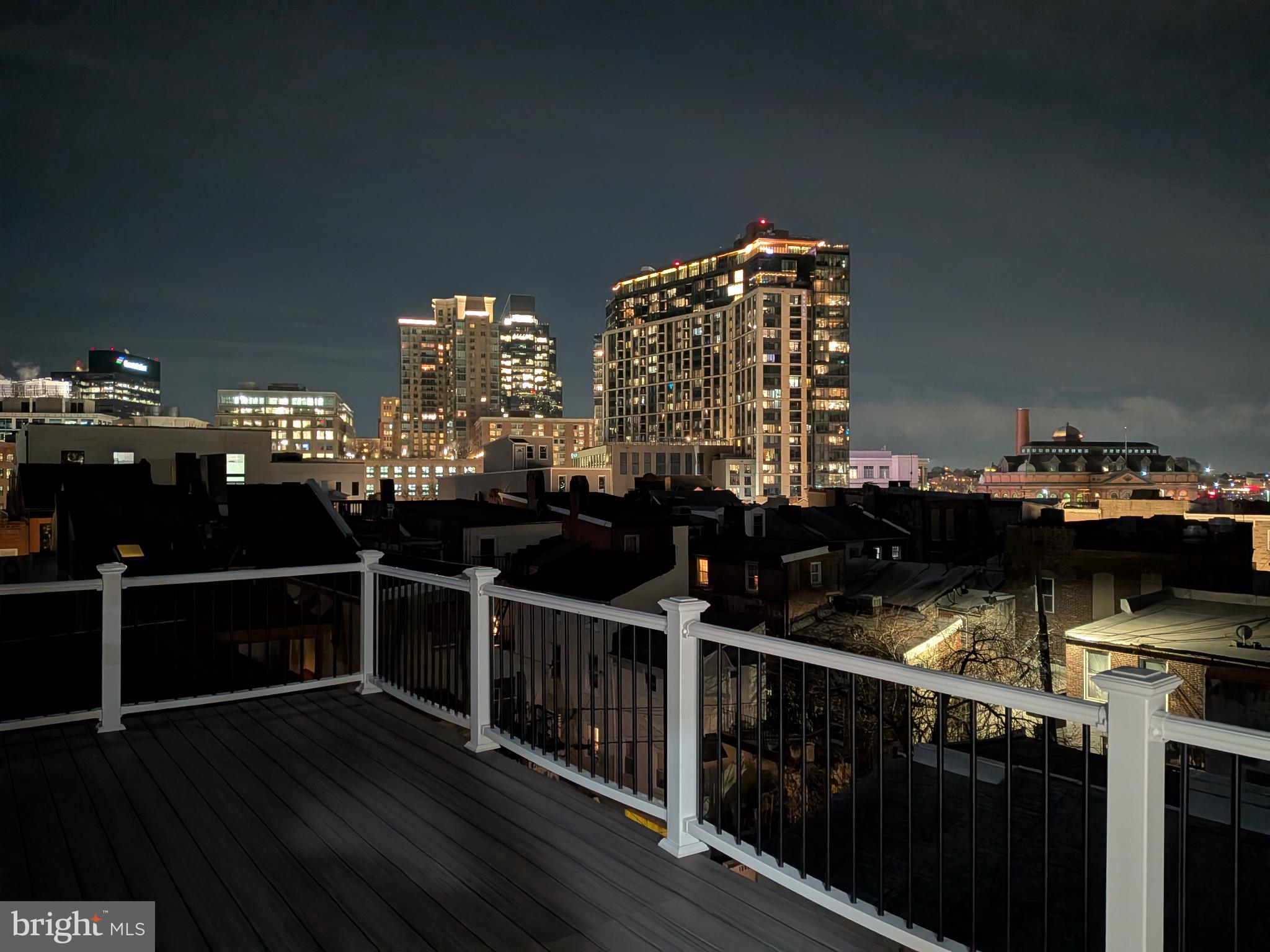 LITTLE ITALY - Residential Lease