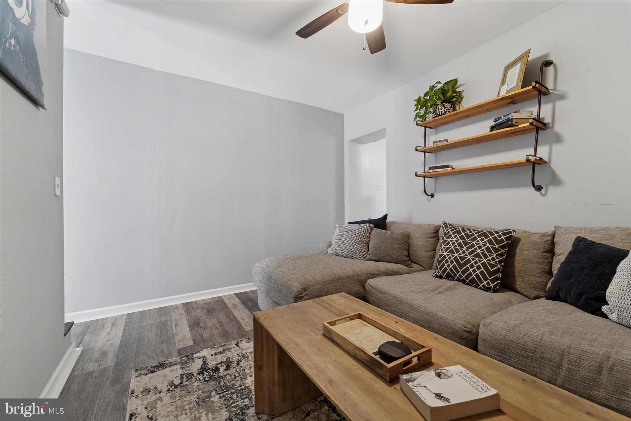 PORT RICHMOND - Residential