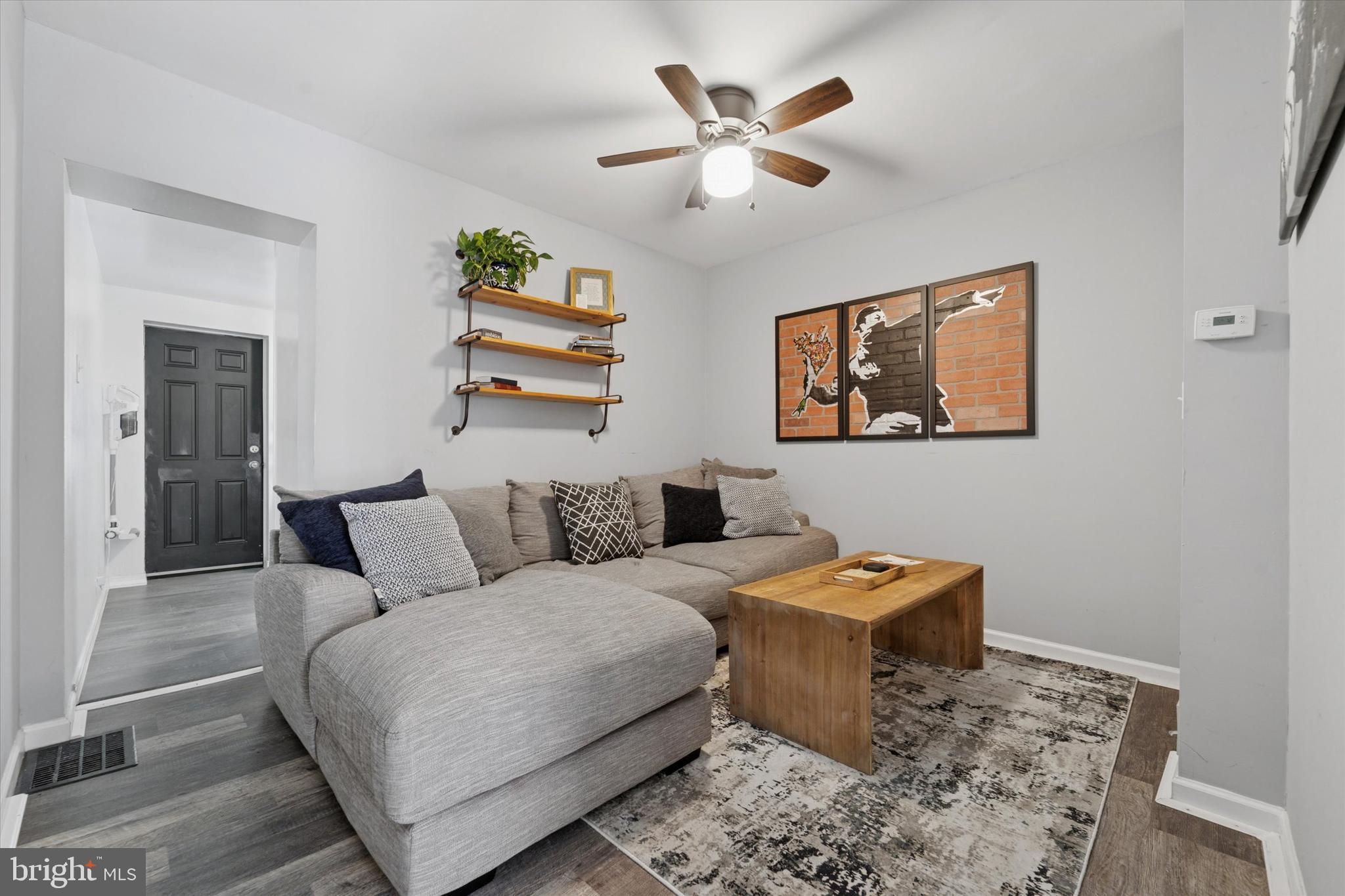 PORT RICHMOND - Residential