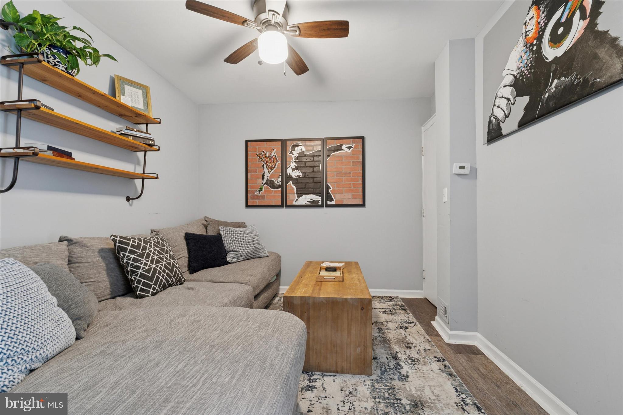 PORT RICHMOND - Residential