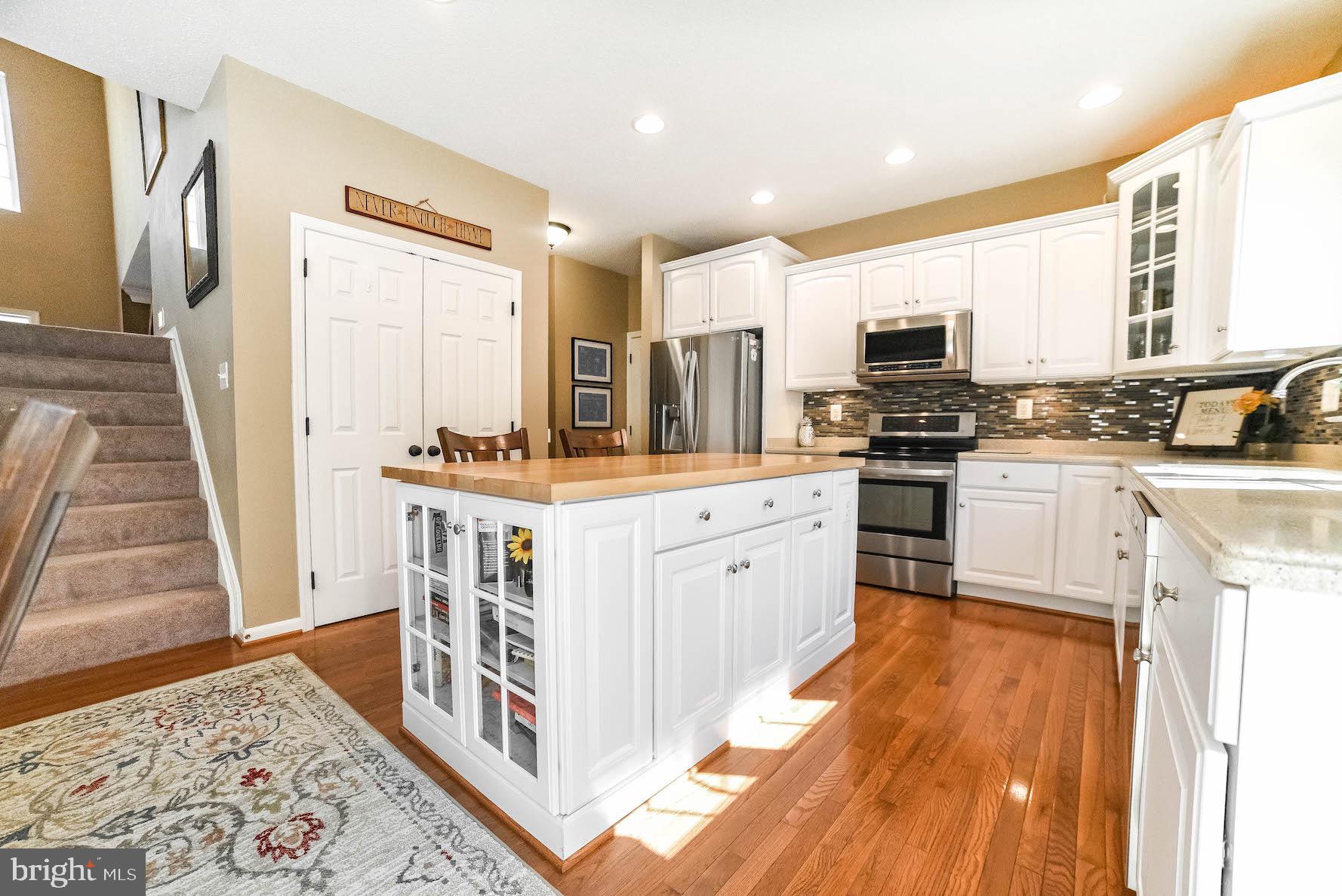 PORTOBELLO ESTATES - Residential