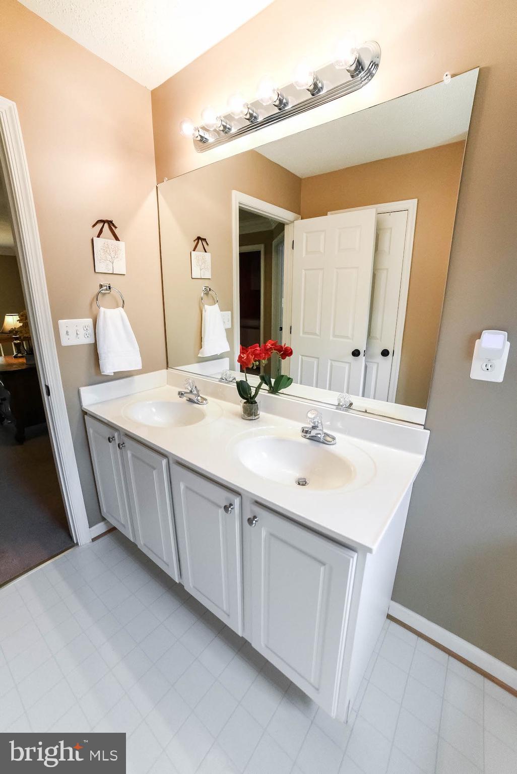 PORTOBELLO ESTATES - Residential