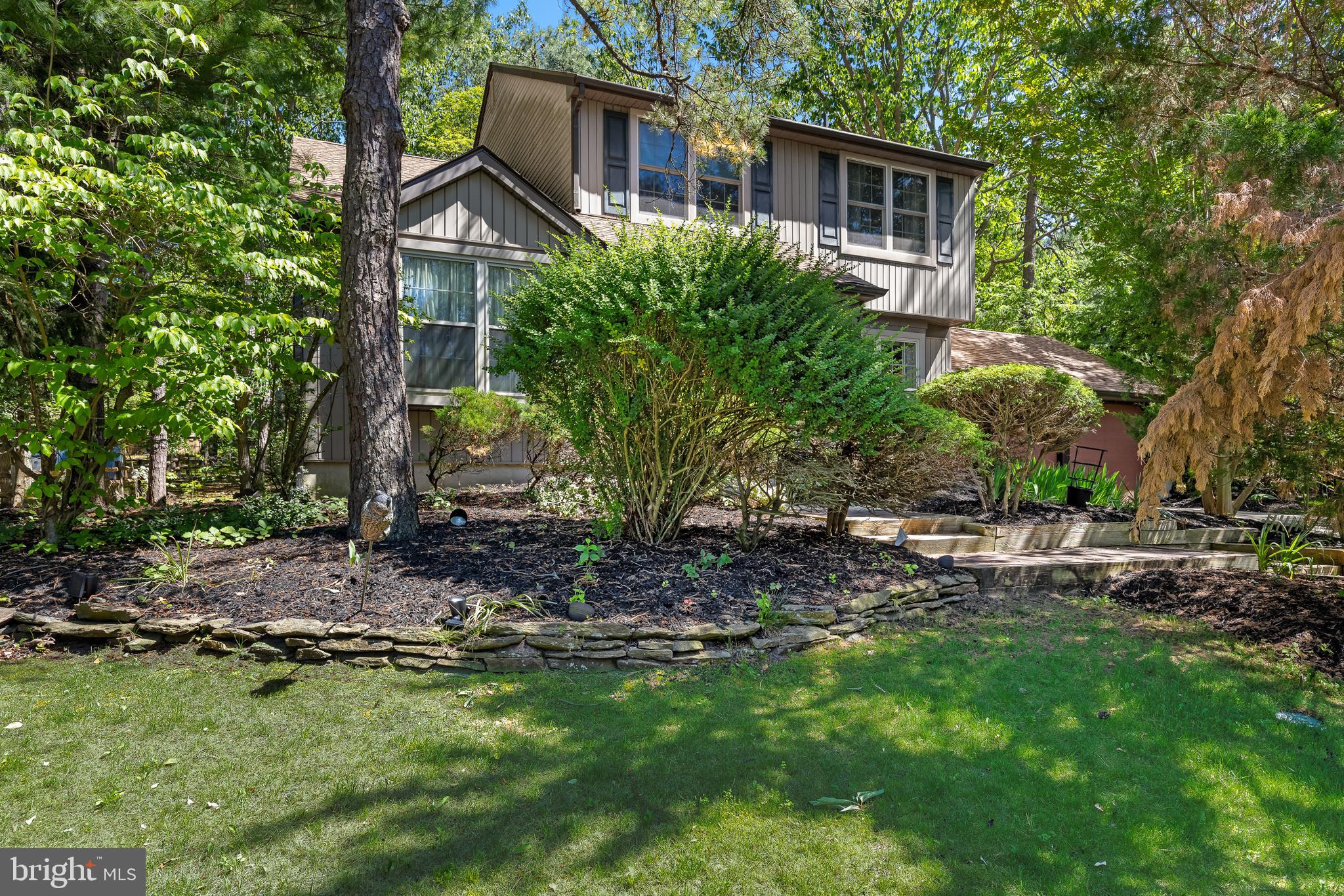 8 CHATHAM DRIVE