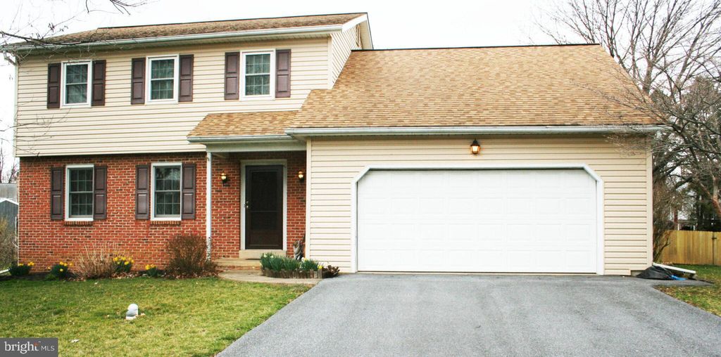 Photo of 3125 WOODRIDGE DR, LANDISVILLE, PA 17538 (MLS # PALA2032630)