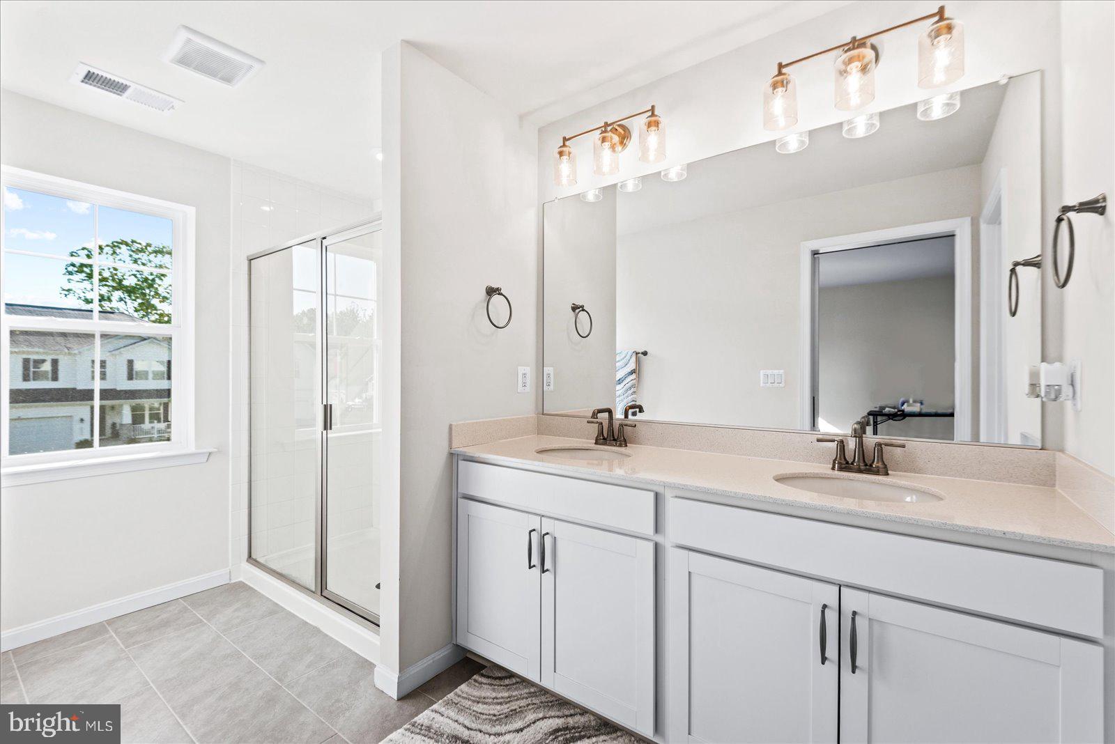 WILDERNESS SHORES - Residential