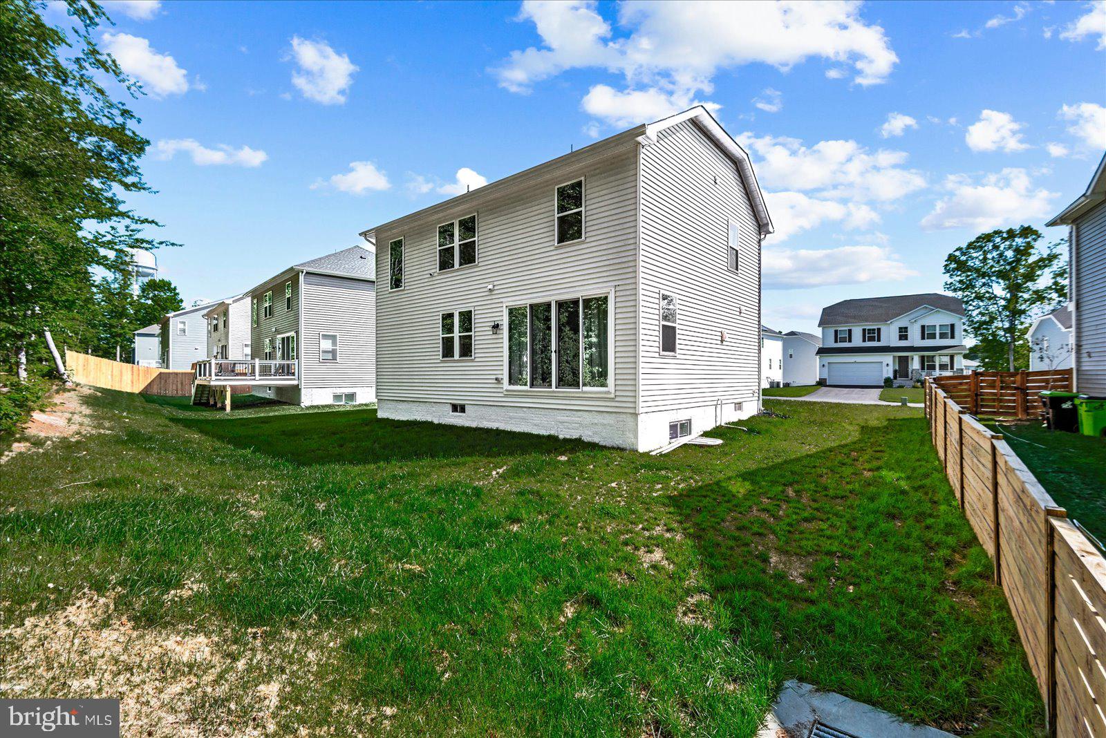 WILDERNESS SHORES - Residential