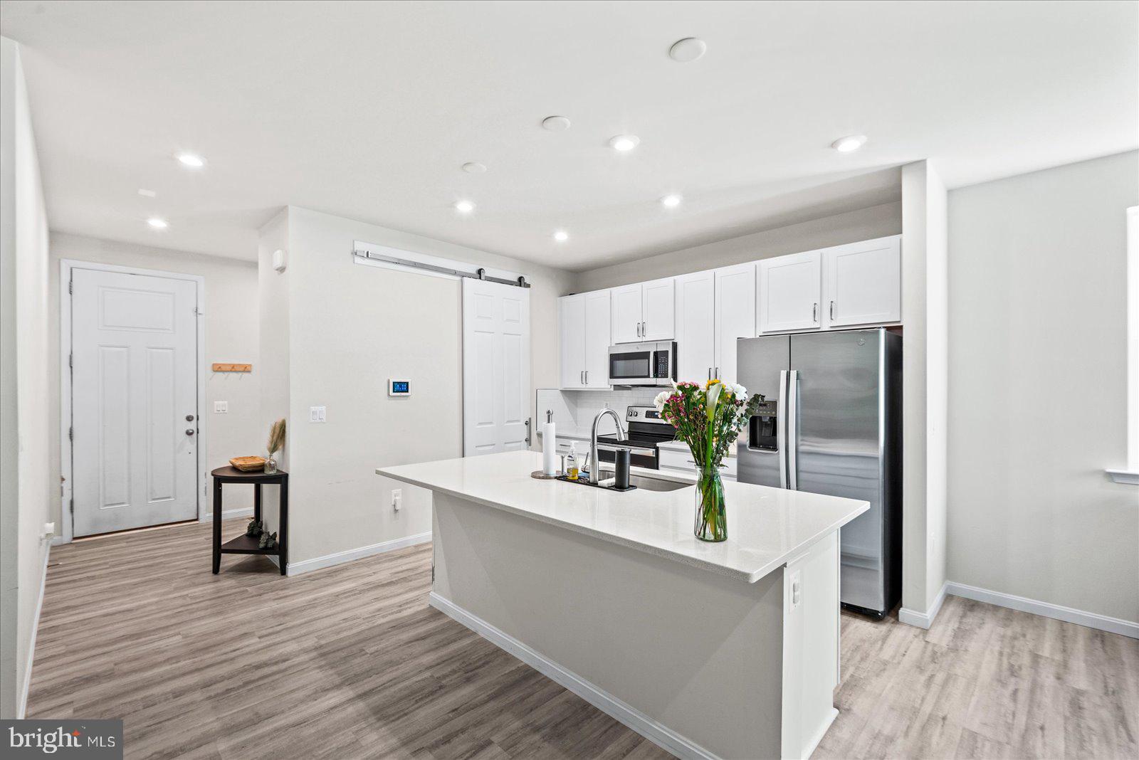 WILDERNESS SHORES - Residential