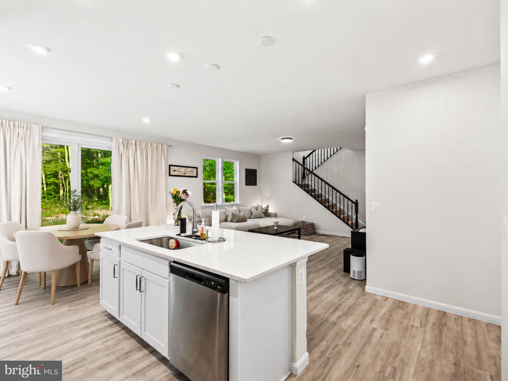 WILDERNESS SHORES - Residential