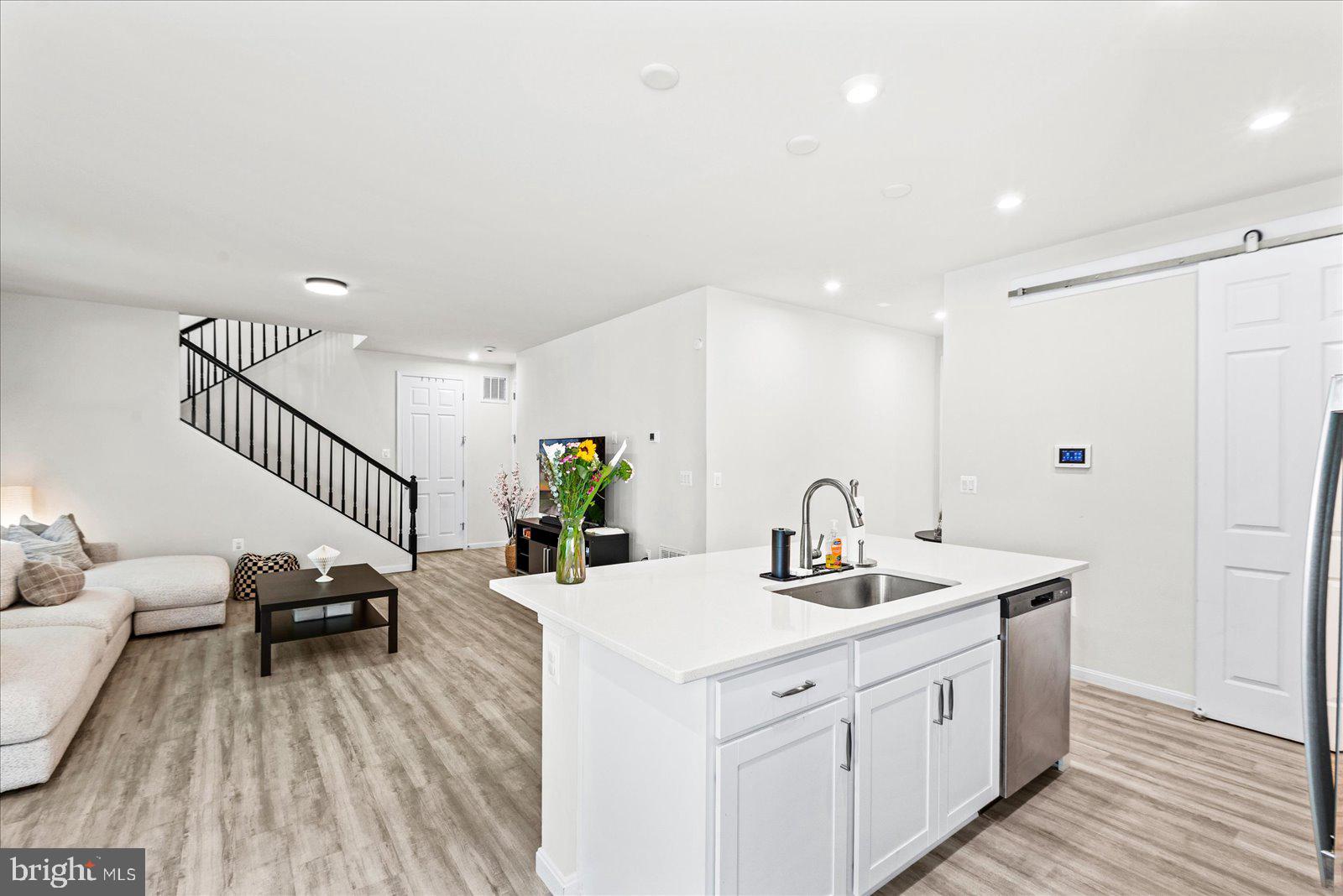 WILDERNESS SHORES - Residential