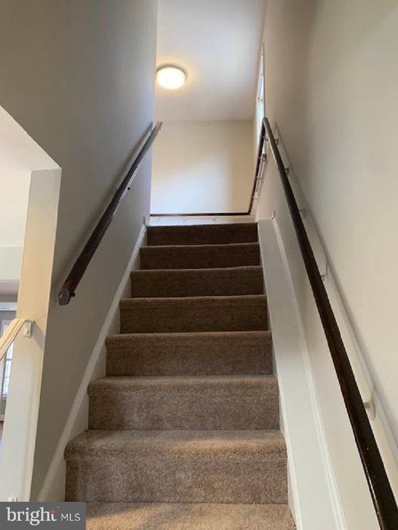 PINEWOOD HILL - Residential