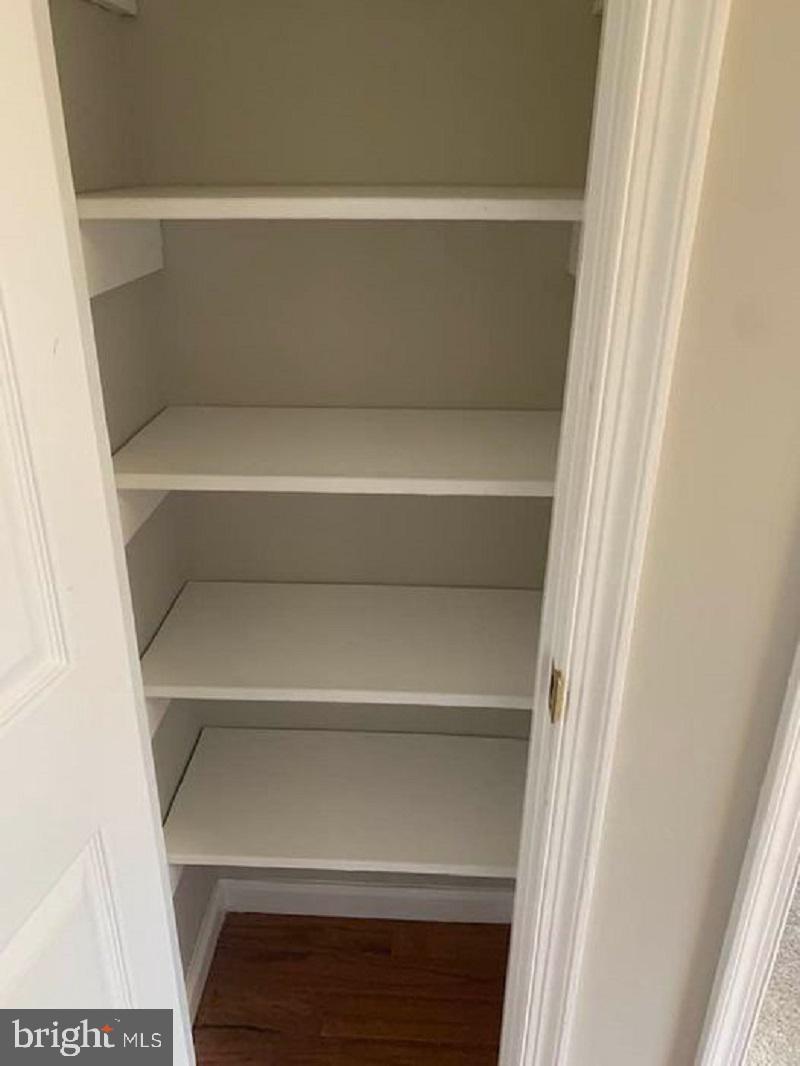 PINEWOOD HILL - Residential