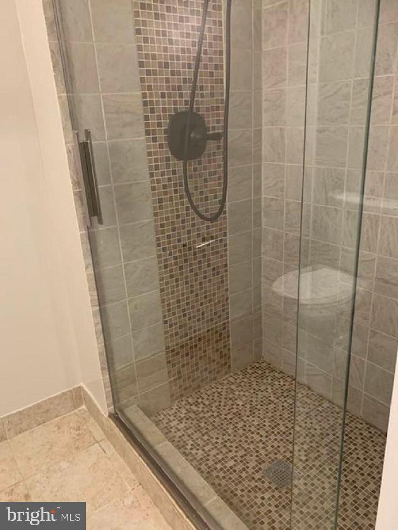 PINEWOOD HILL - Residential