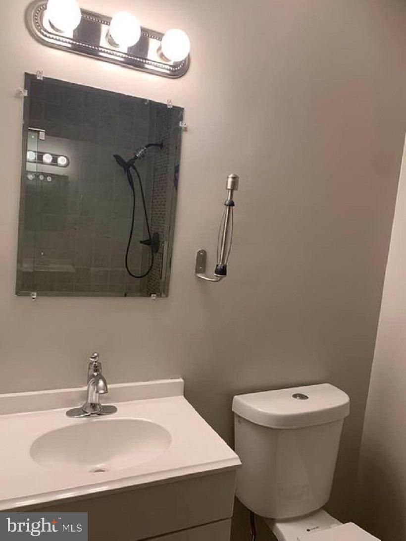 PINEWOOD HILL - Residential