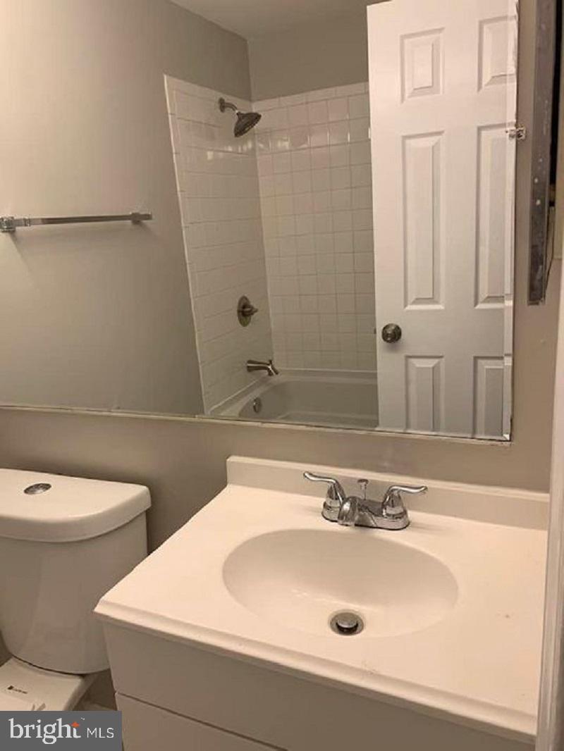 PINEWOOD HILL - Residential