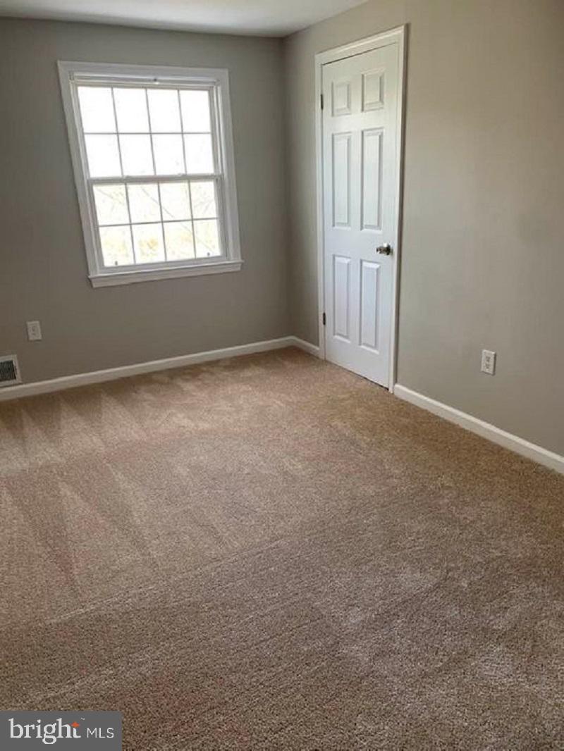 PINEWOOD HILL - Residential