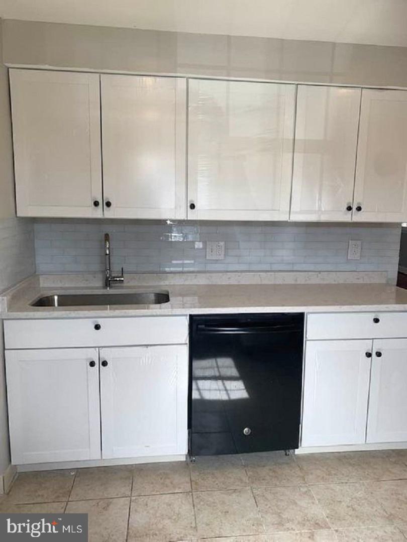 PINEWOOD HILL - Residential