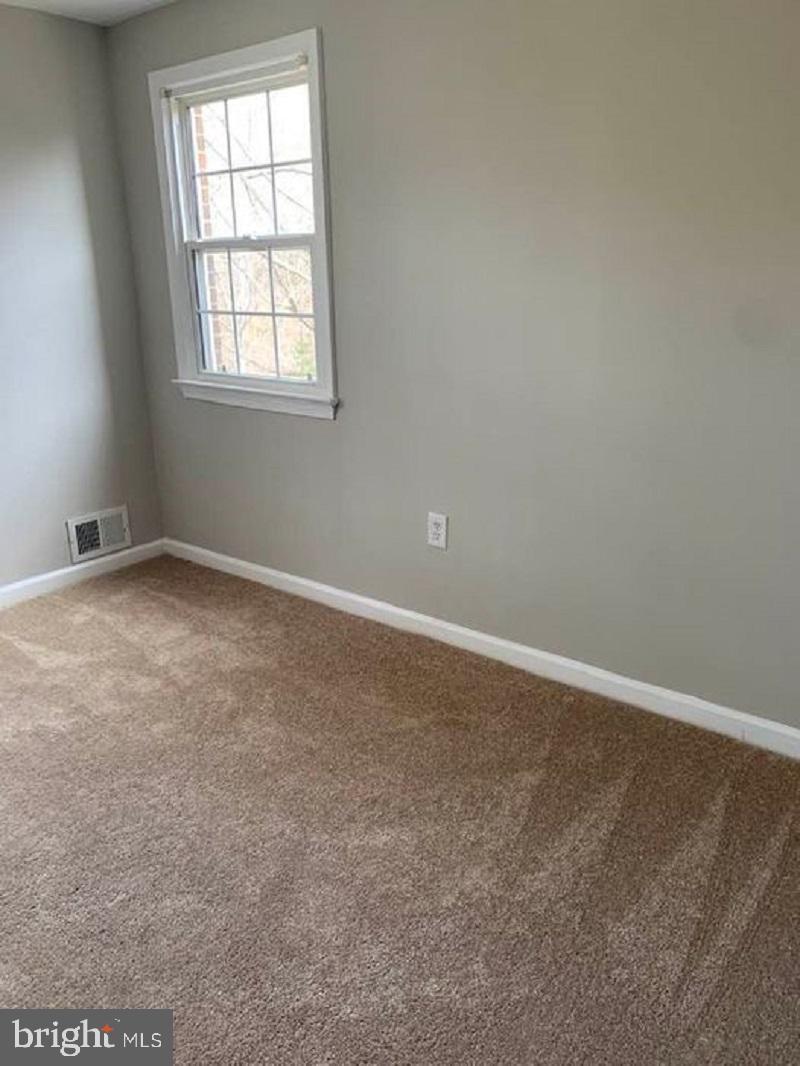 PINEWOOD HILL - Residential