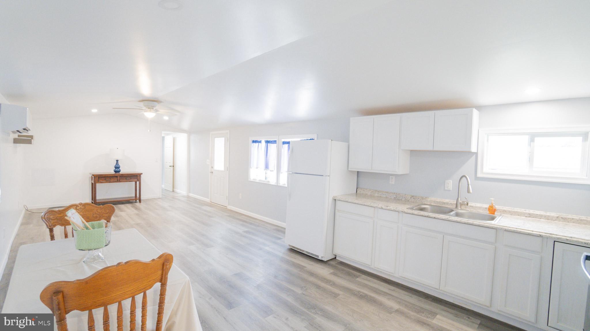 2581 OLD HARRISBURG ROAD