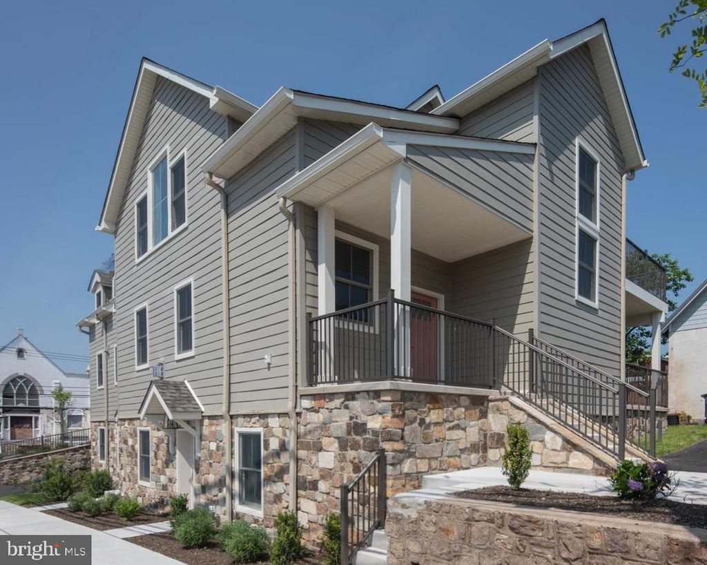 Photo of 25 North Ridge Avenue #UNIT B, AMBLER, PA 19002 (MLS # PAMC2158378)