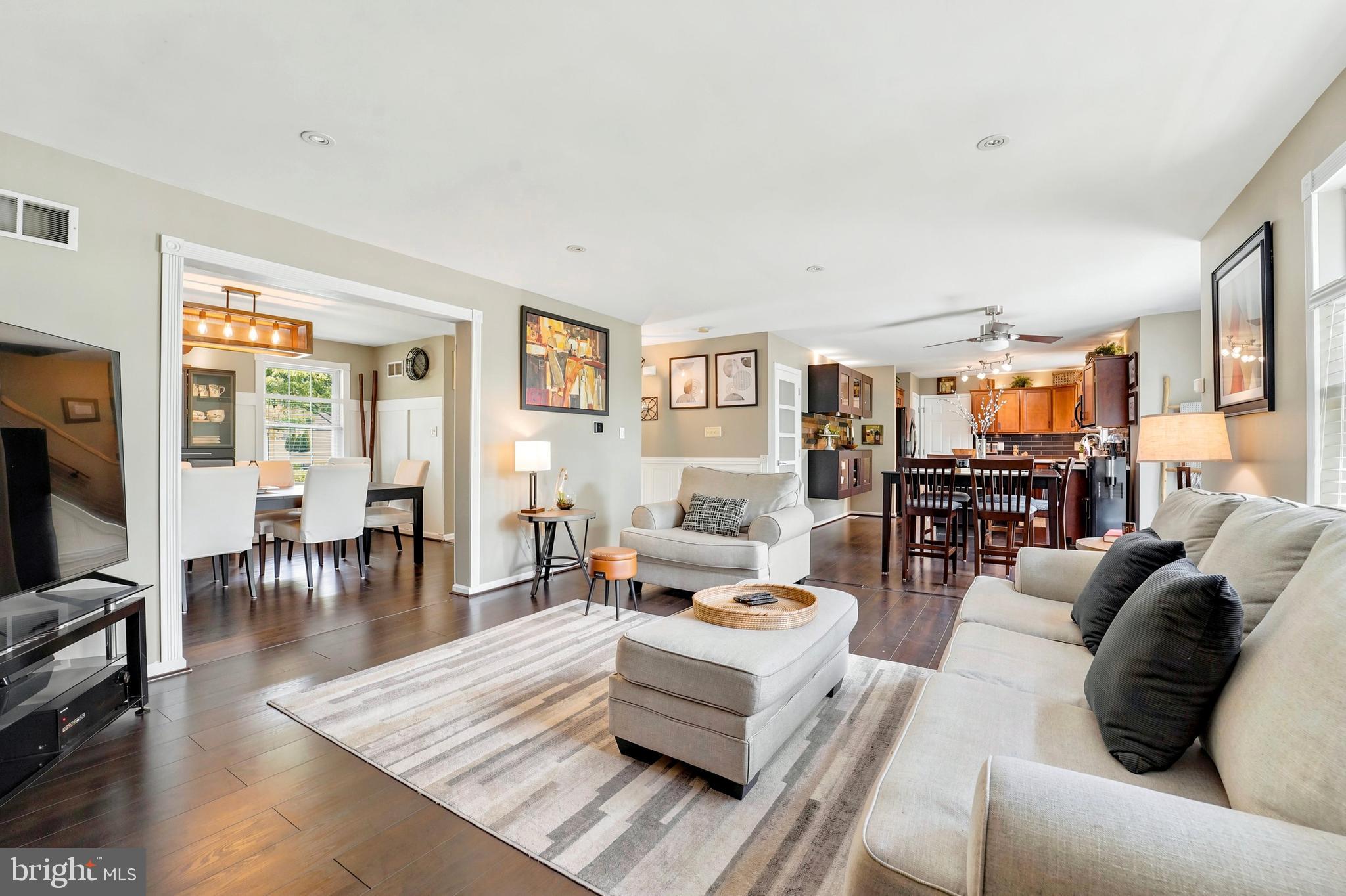 WILLOW WAY - Residential