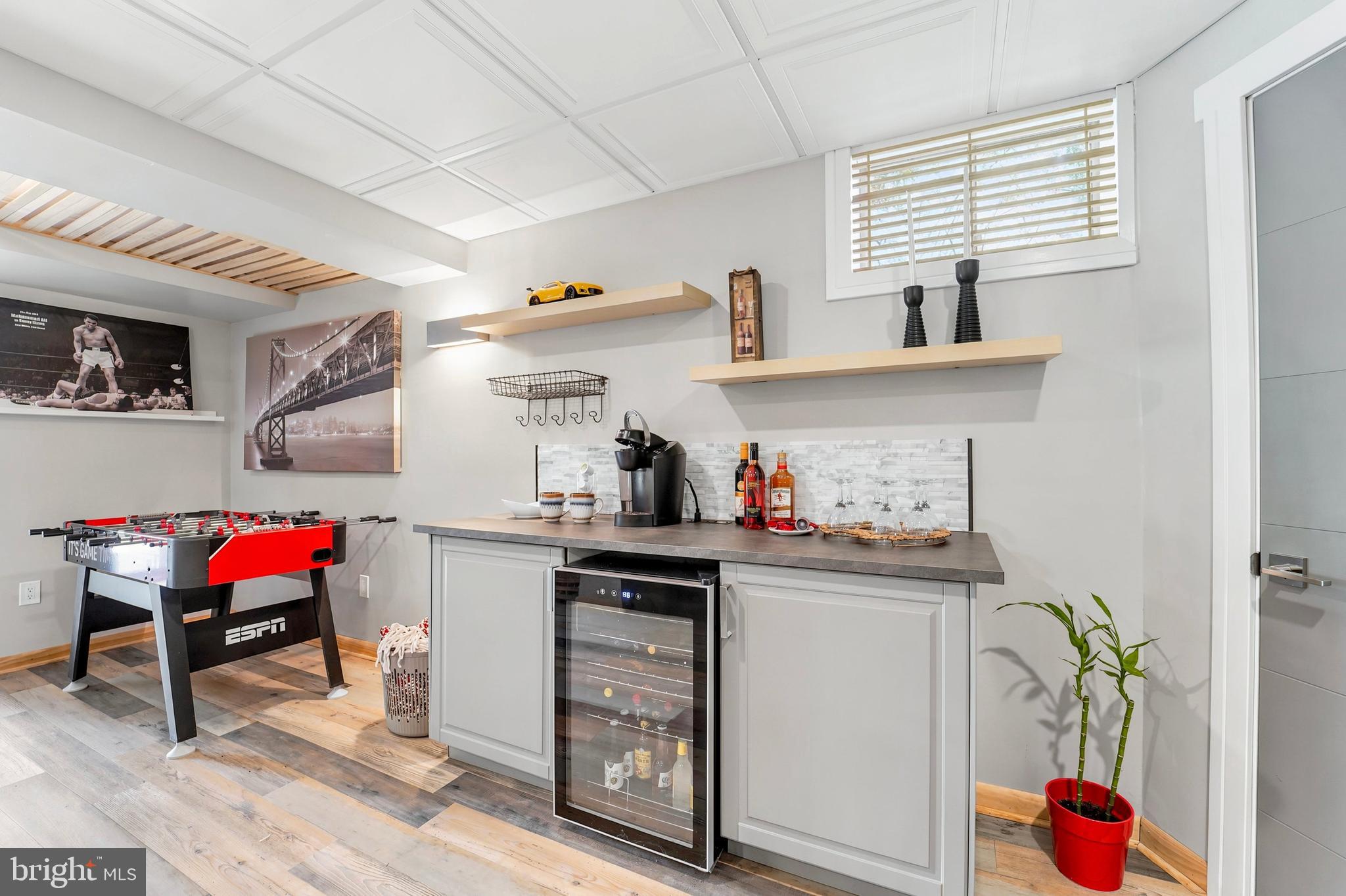 WILLOW WAY - Residential