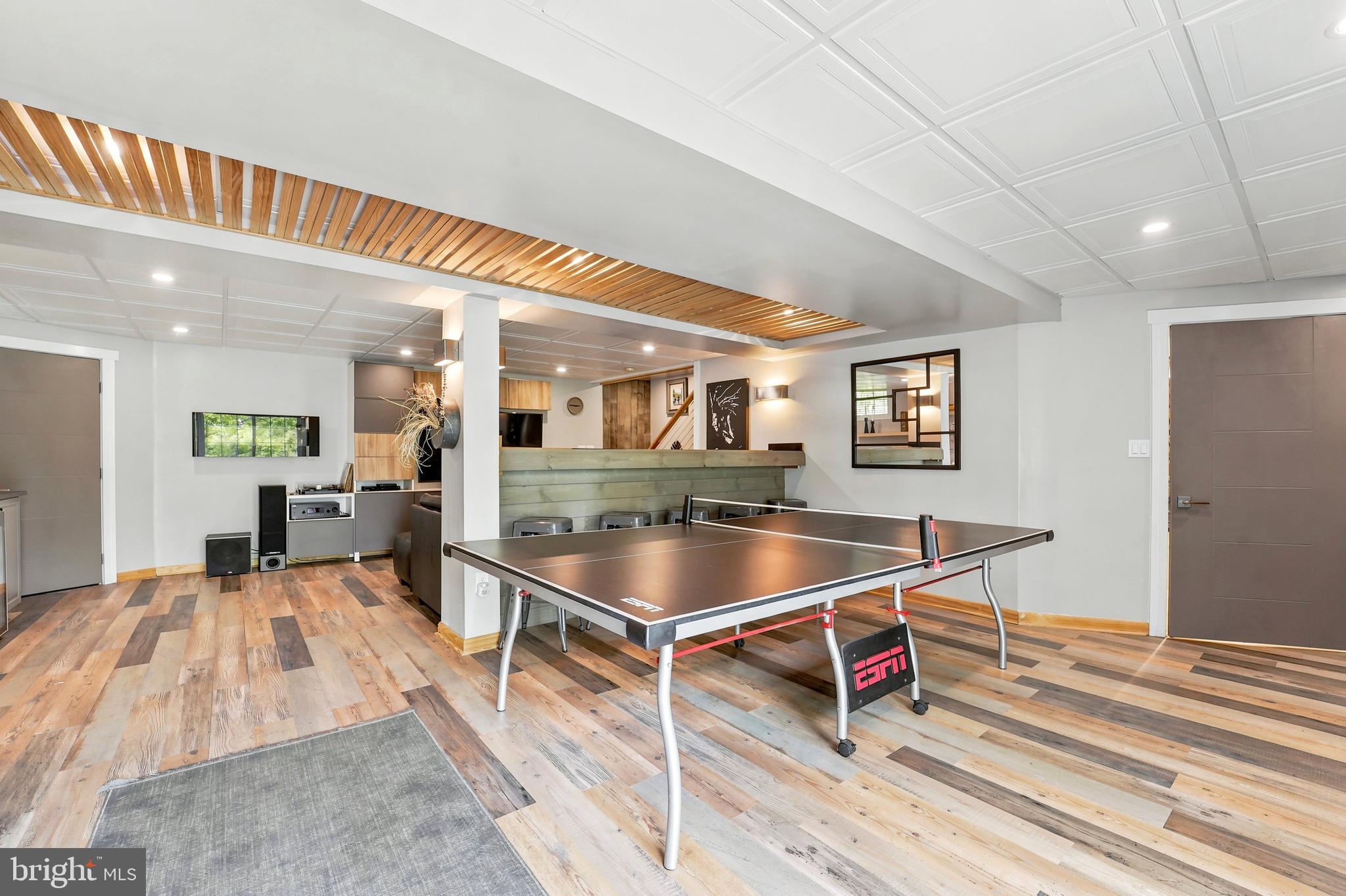 WILLOW WAY - Residential