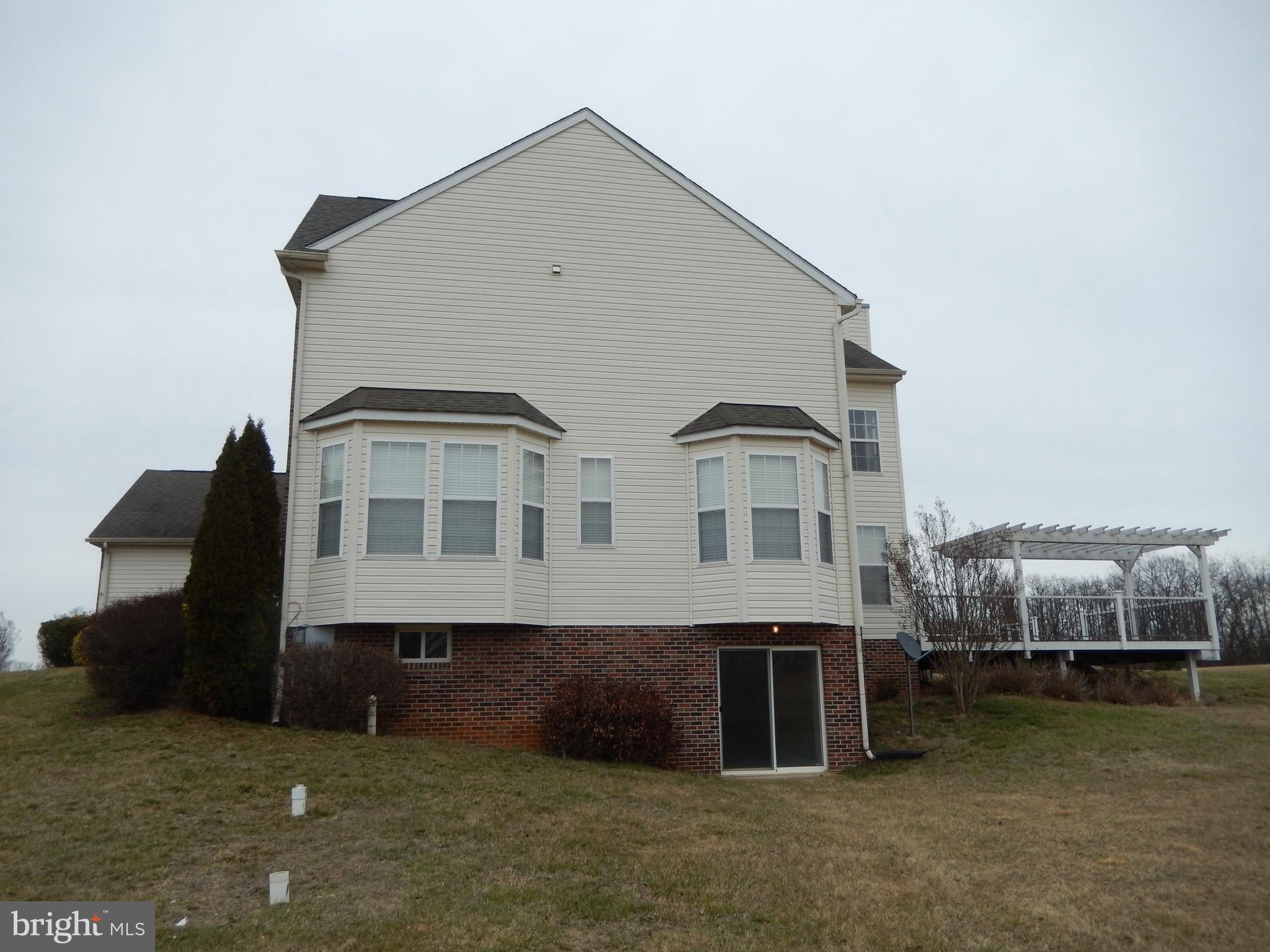 QUARTER FARM - Residential