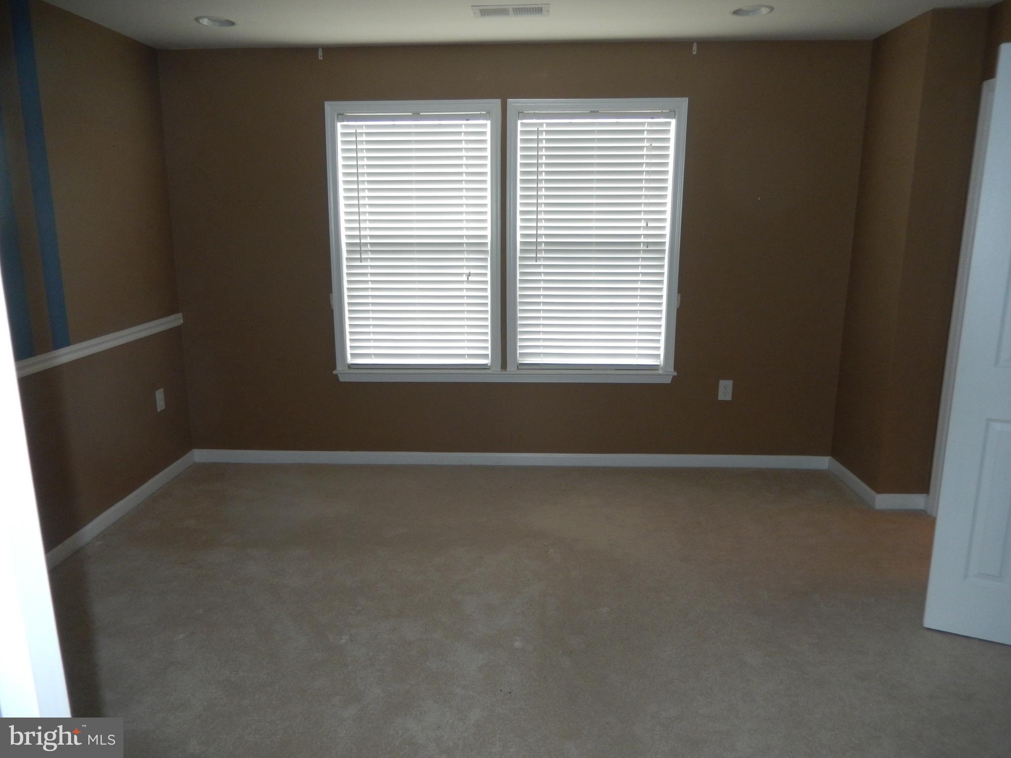 QUARTER FARM - Residential