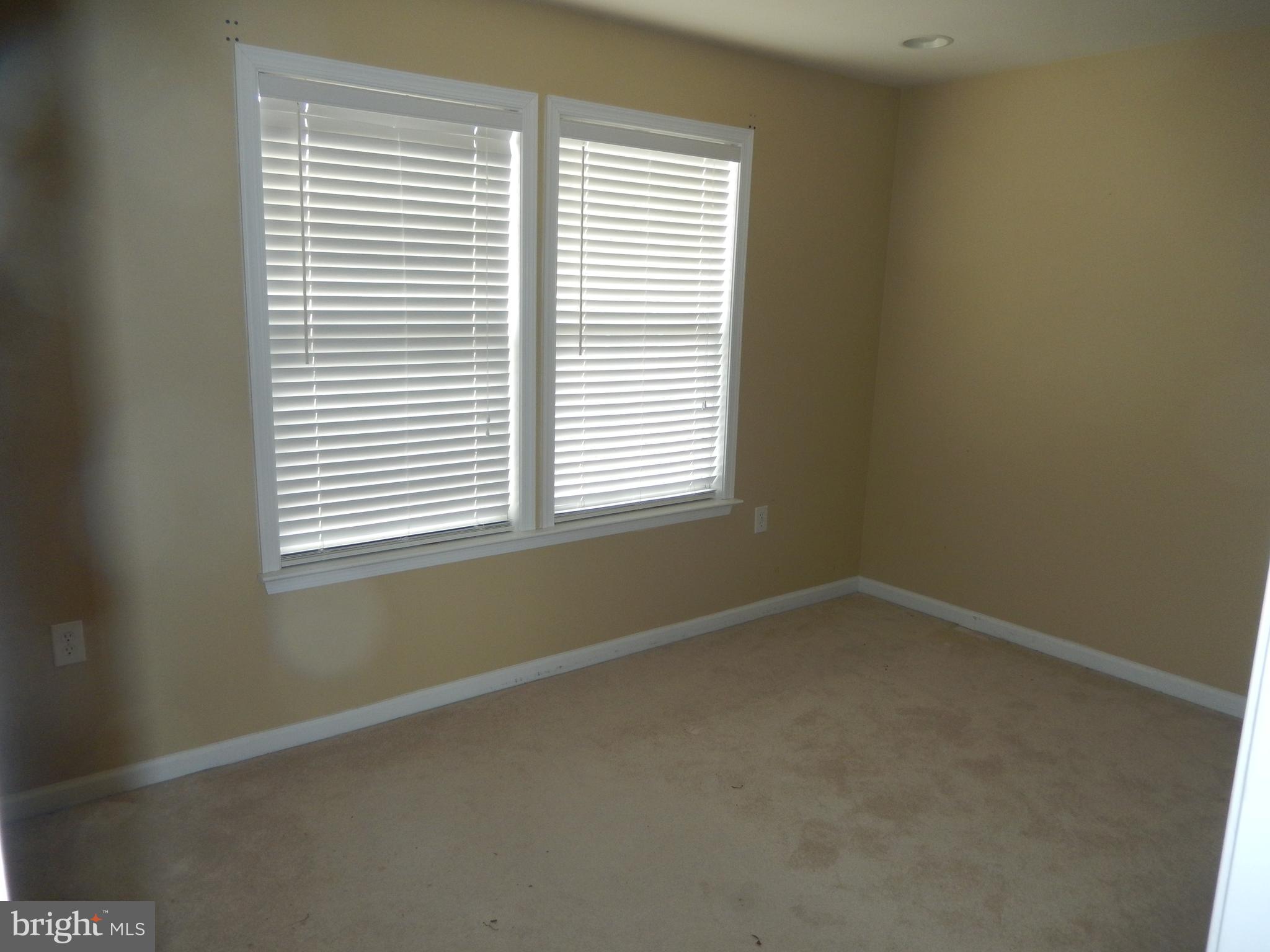 QUARTER FARM - Residential