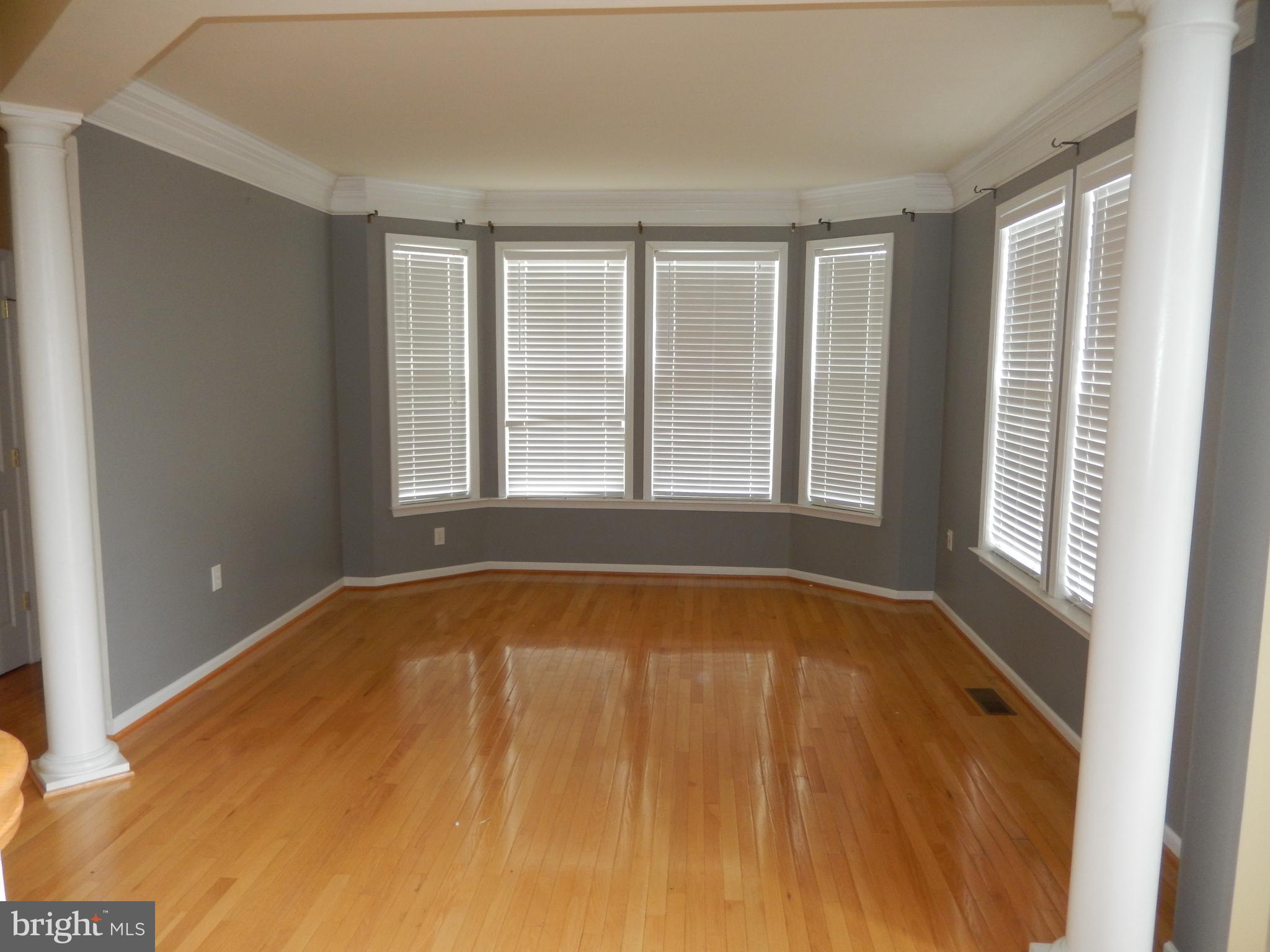 QUARTER FARM - Residential