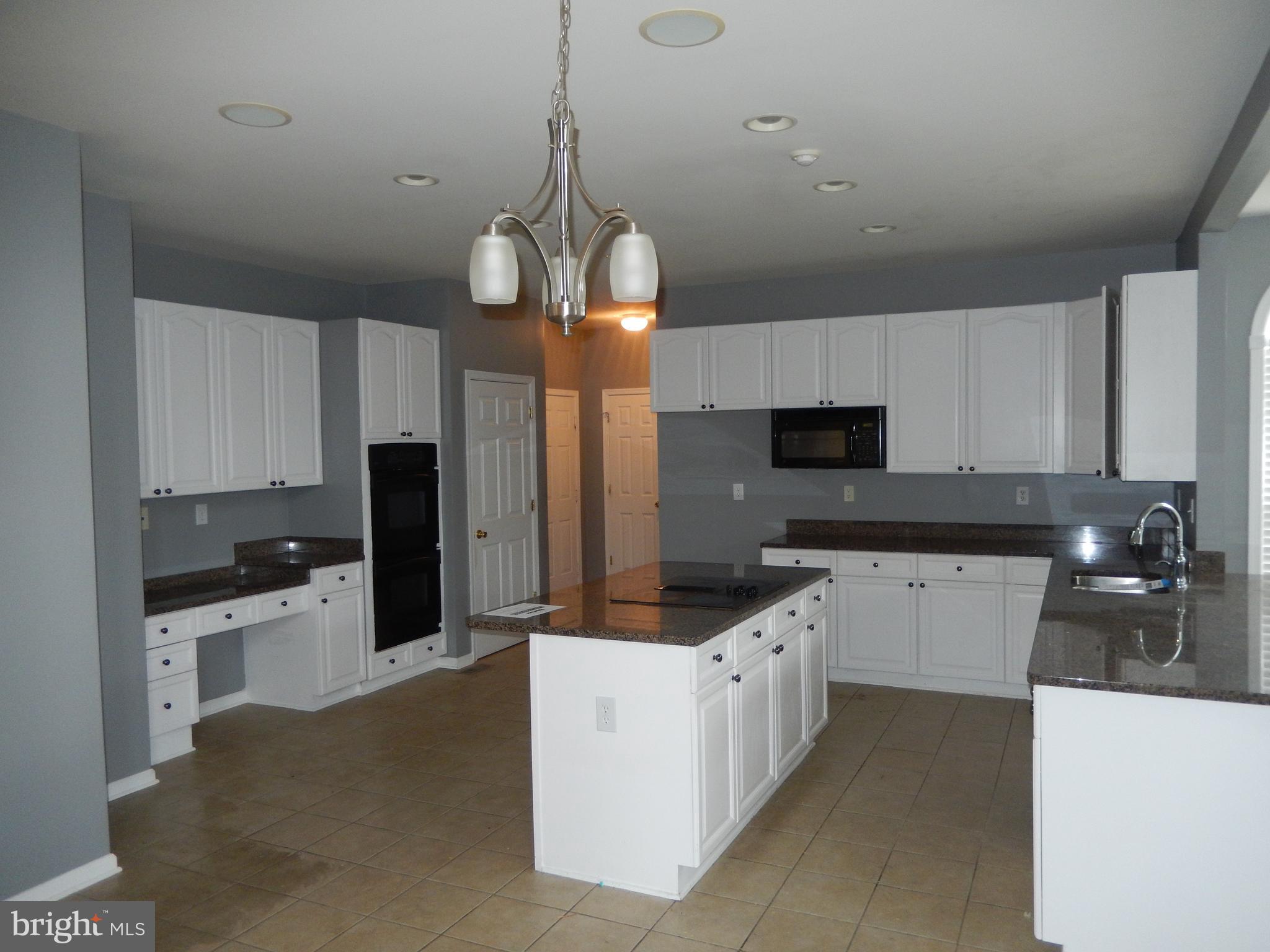 QUARTER FARM - Residential