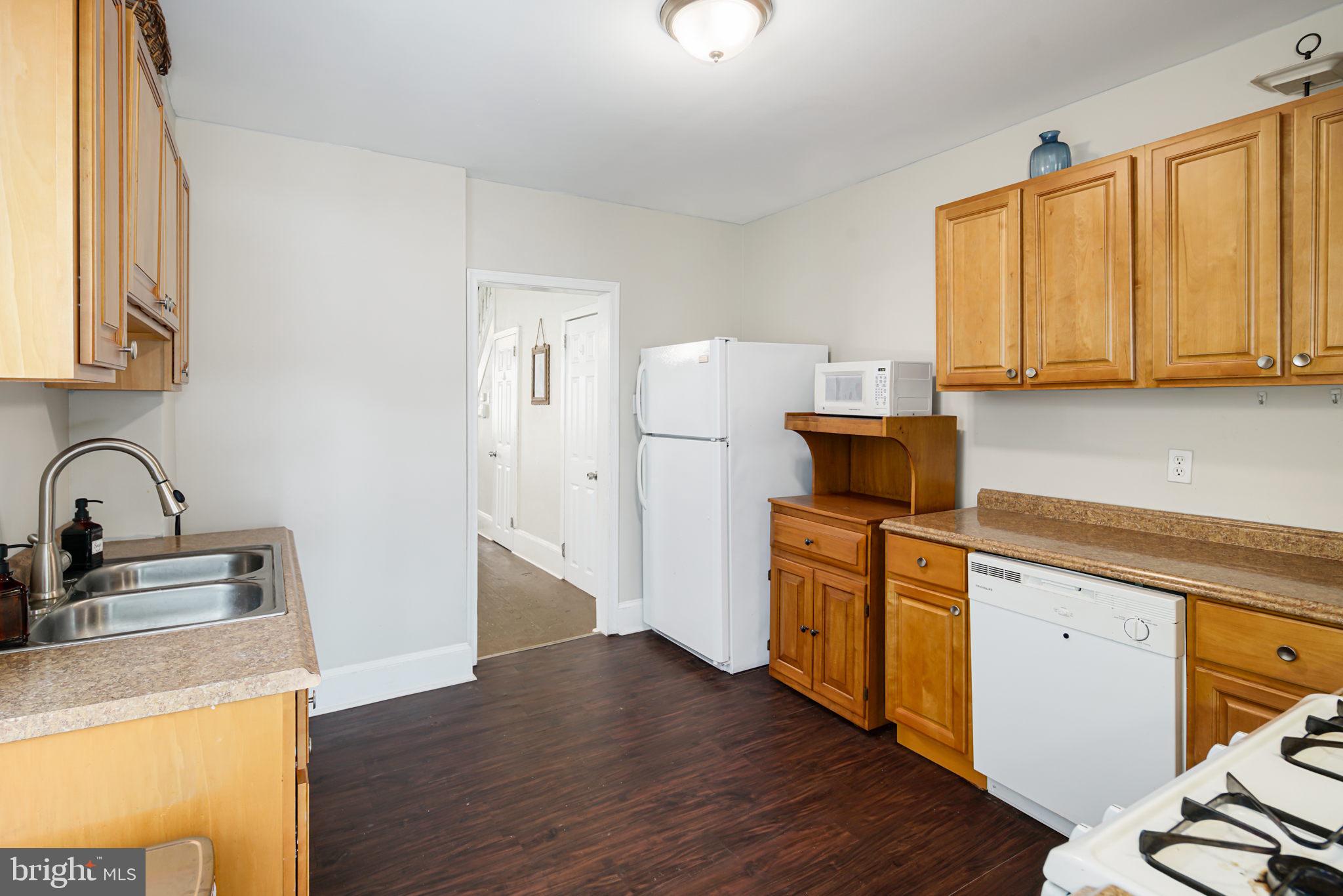 ROXBOROUGH - Residential