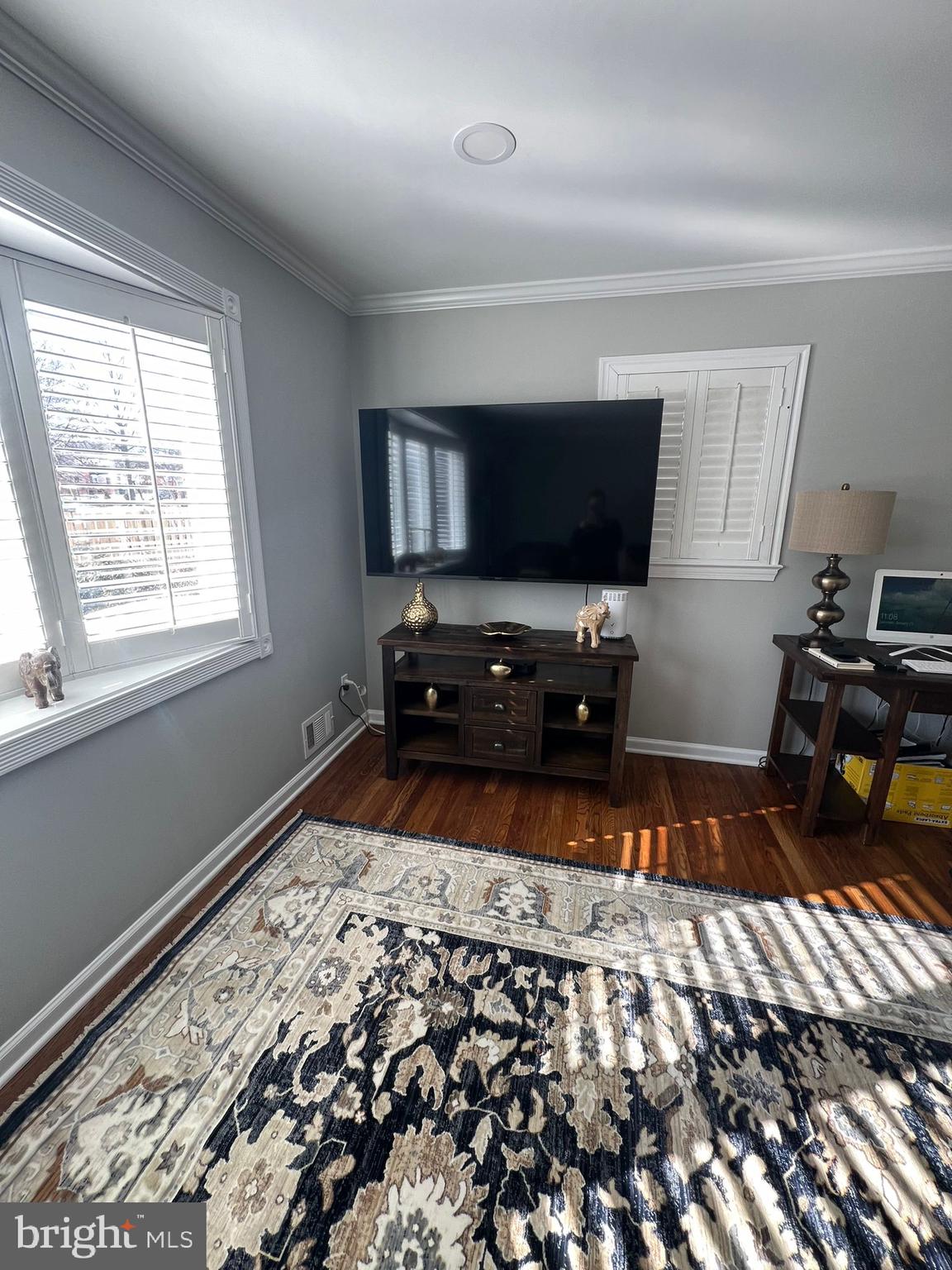 WHITFIELD KNOLLS - Residential