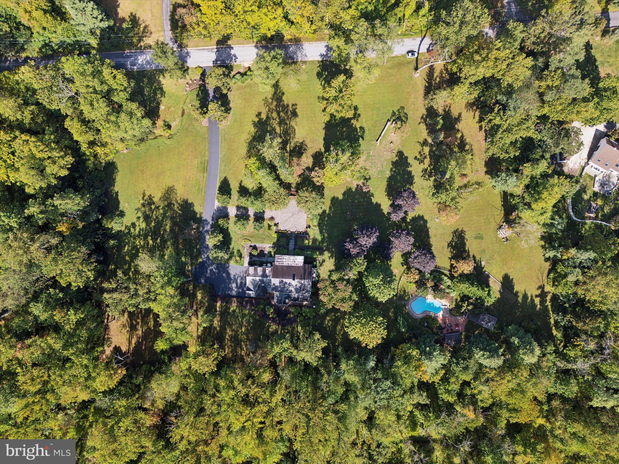 FOUR OAKS FARM - Residential