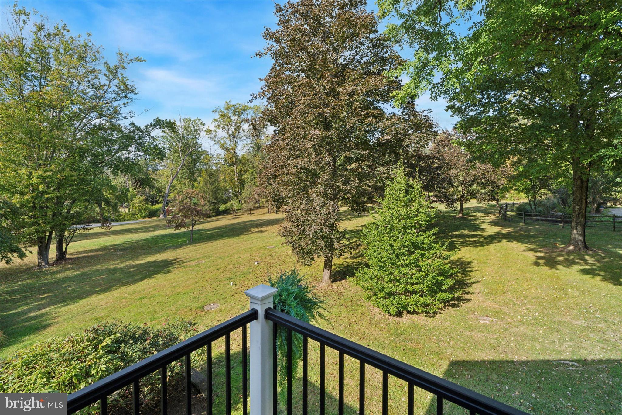 FOUR OAKS FARM - Residential