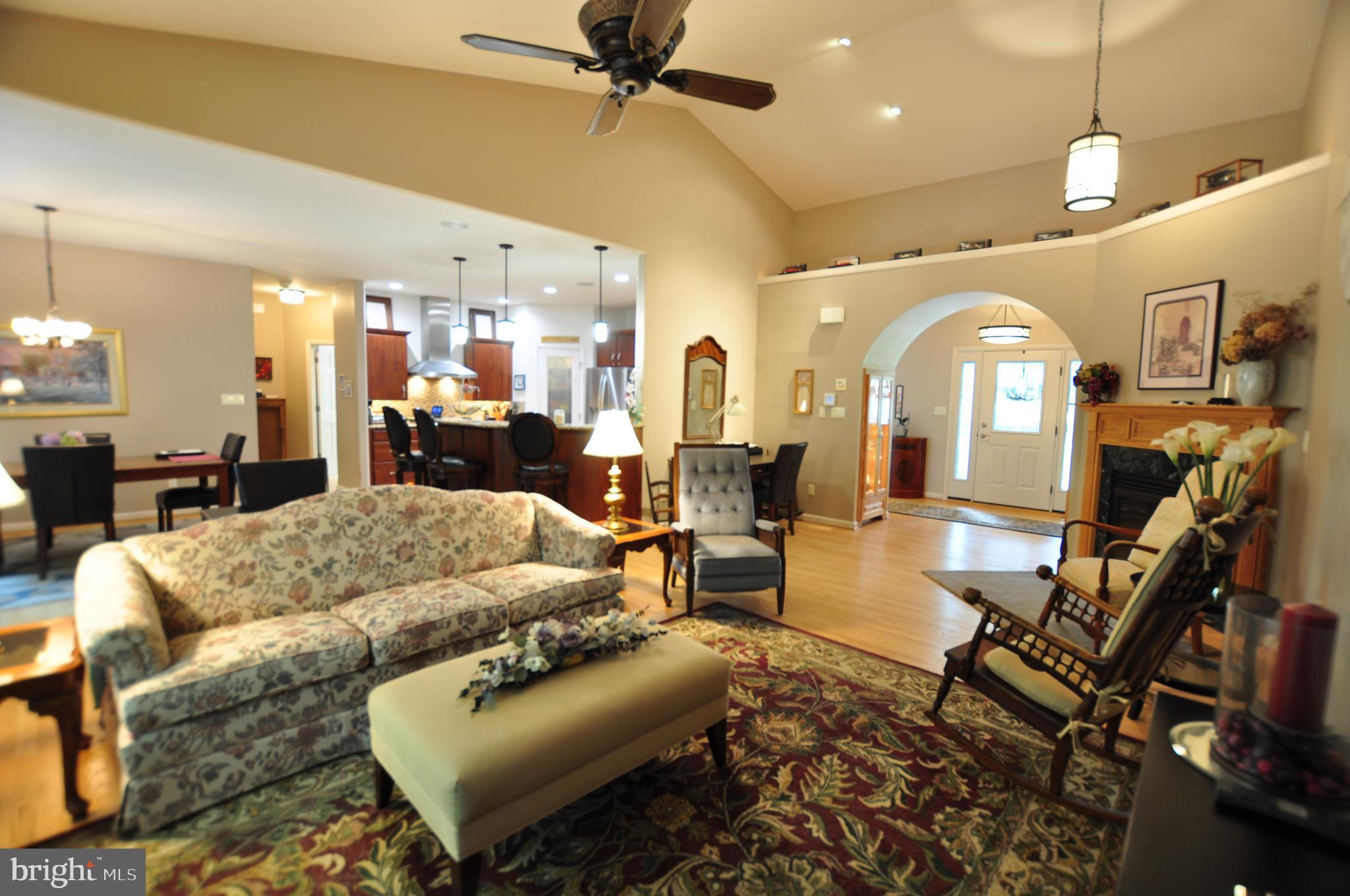 SPRING MILLS FARM - Residential