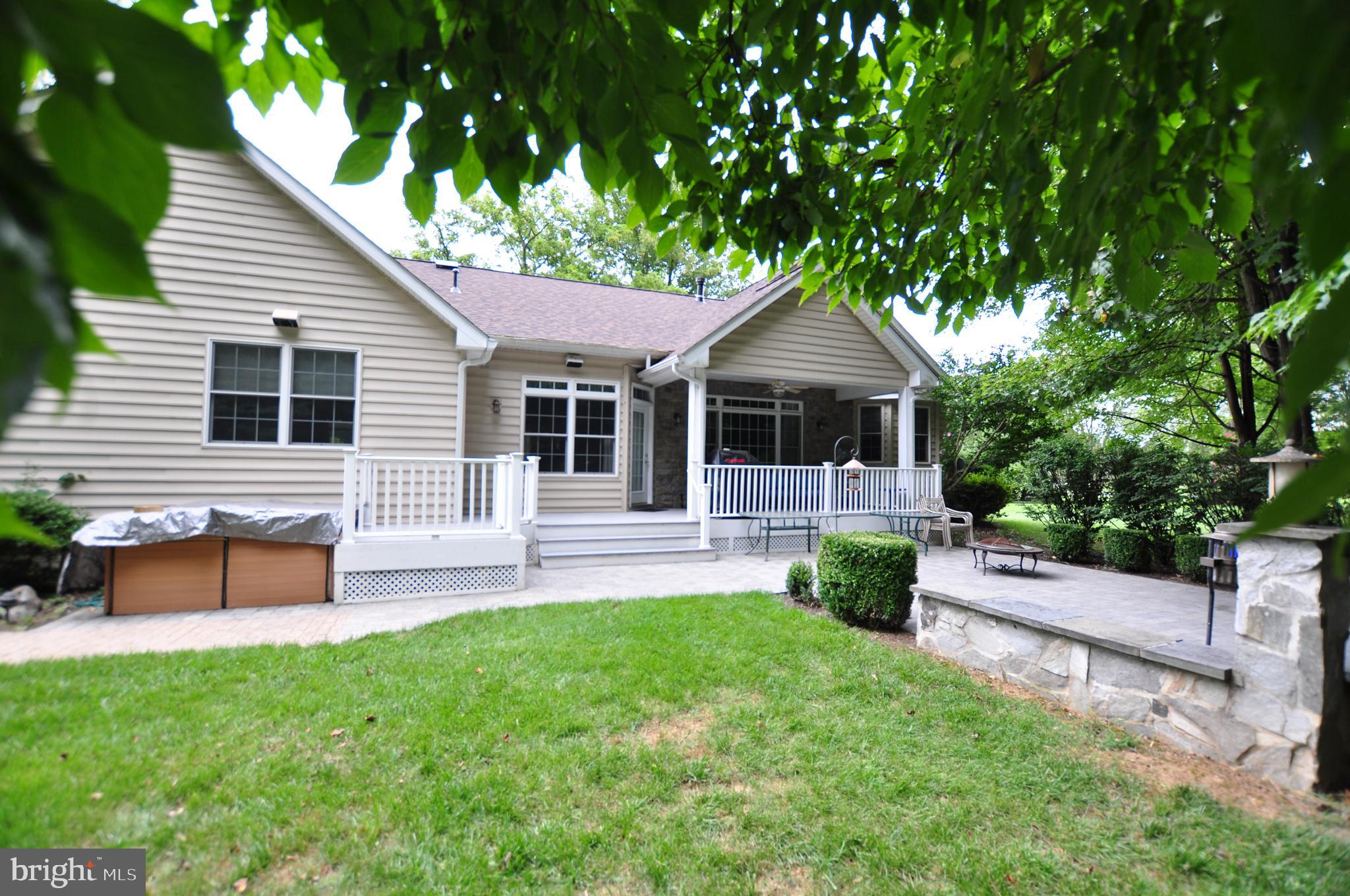 SPRING MILLS FARM - Residential