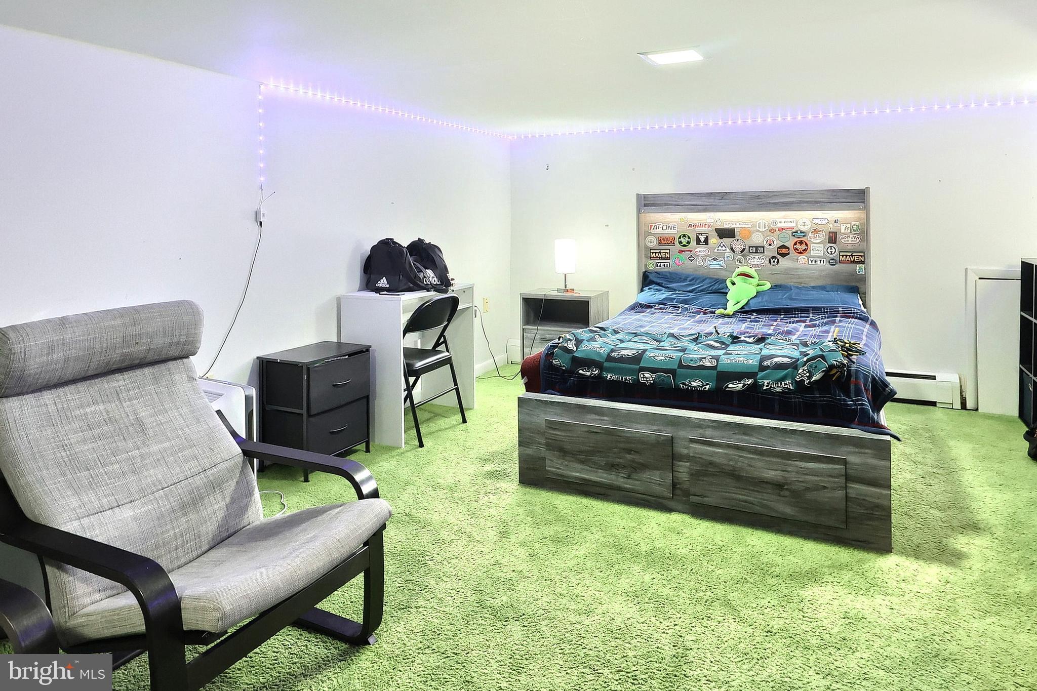 EAST YORK - Residential