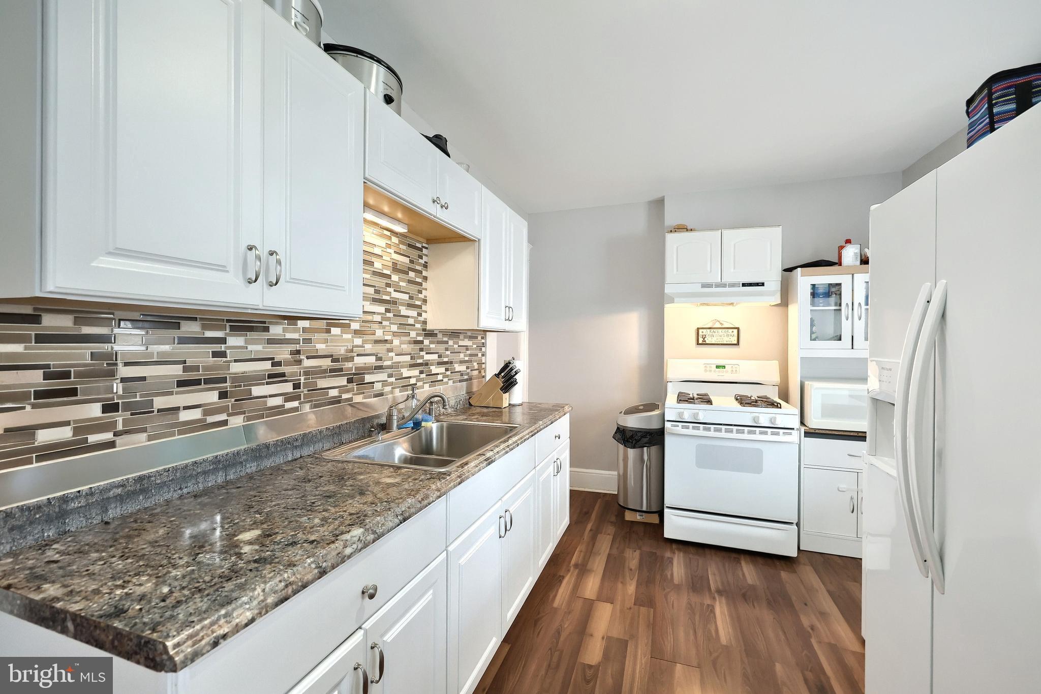 EAST YORK - Residential